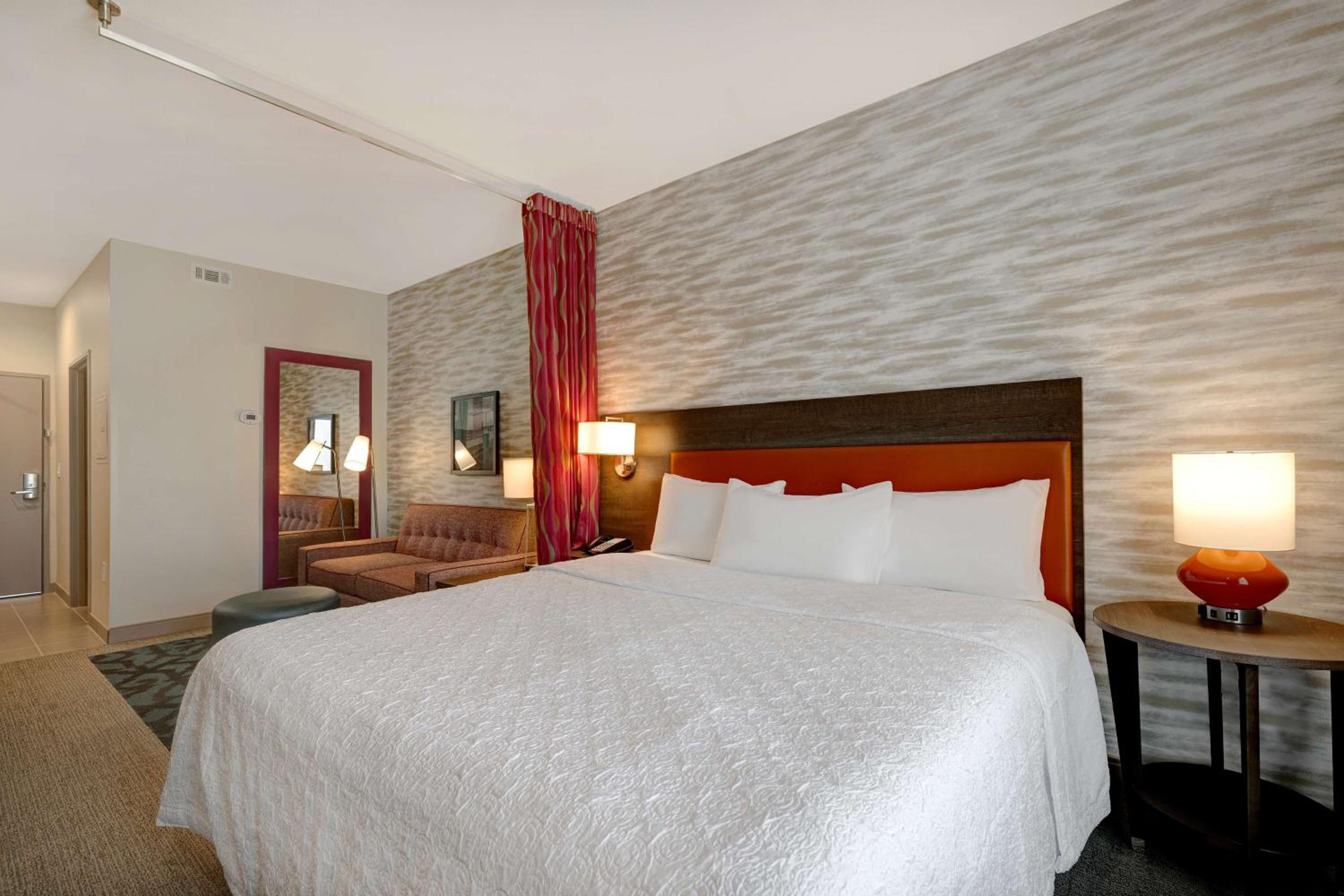 King Studio Suite - Photo 6