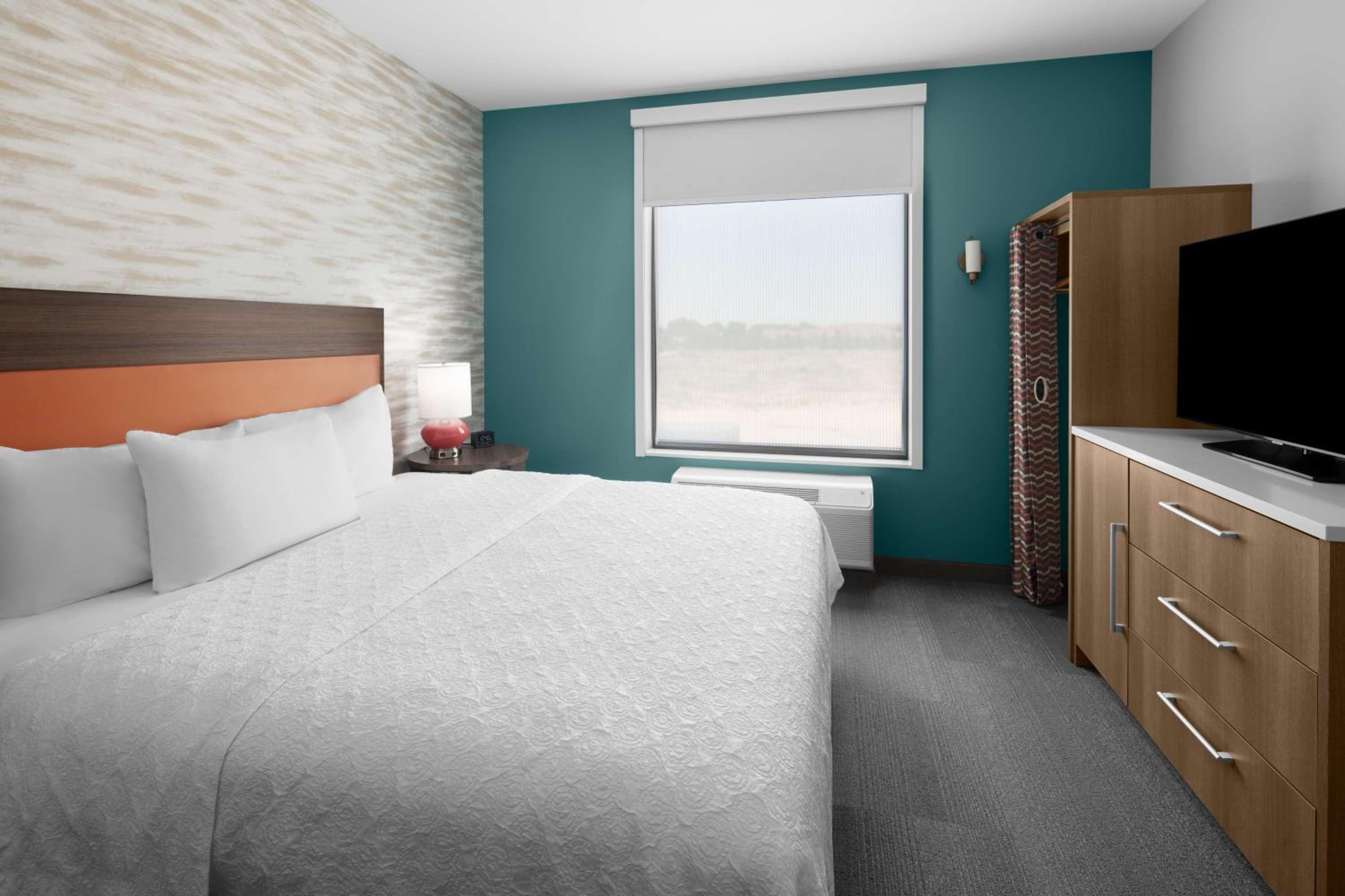 King Studio Suite - Photo 3