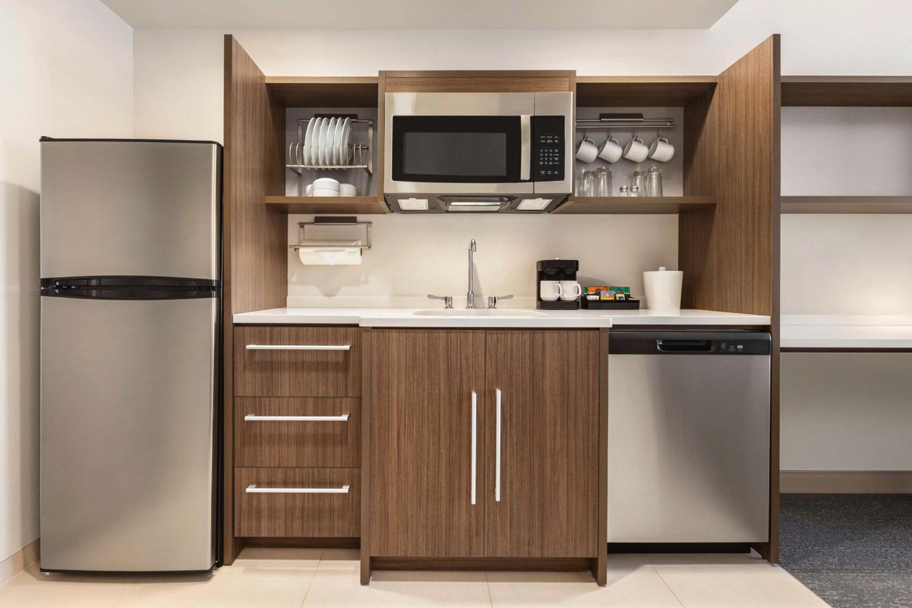 King Studio Suite - Photo 4