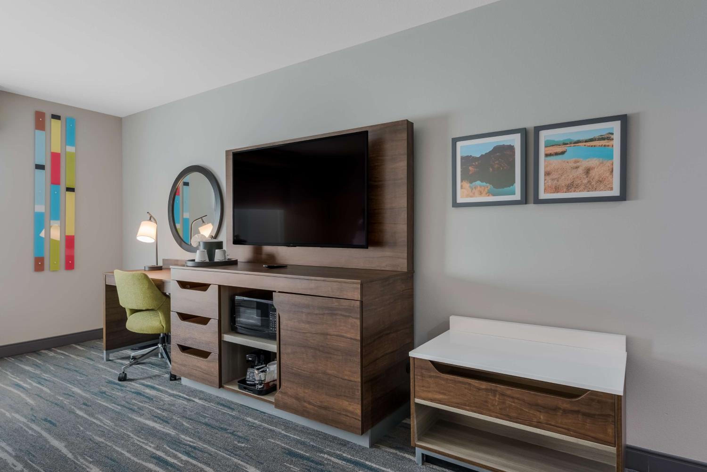 Queen Room with Two Queen Beds - Hearing Access - Photo 4