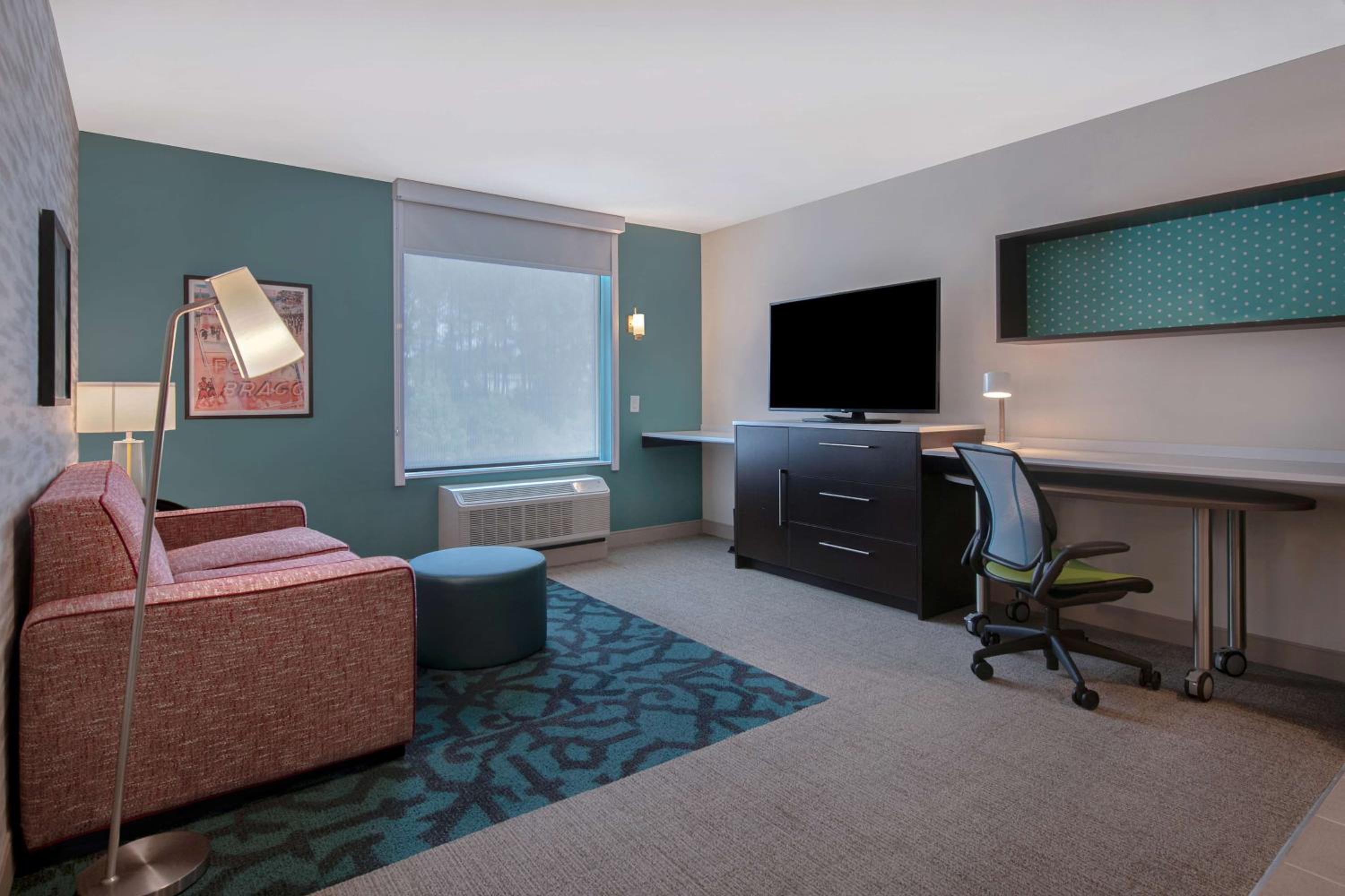 One-Bedroom King Suite - Photo 1