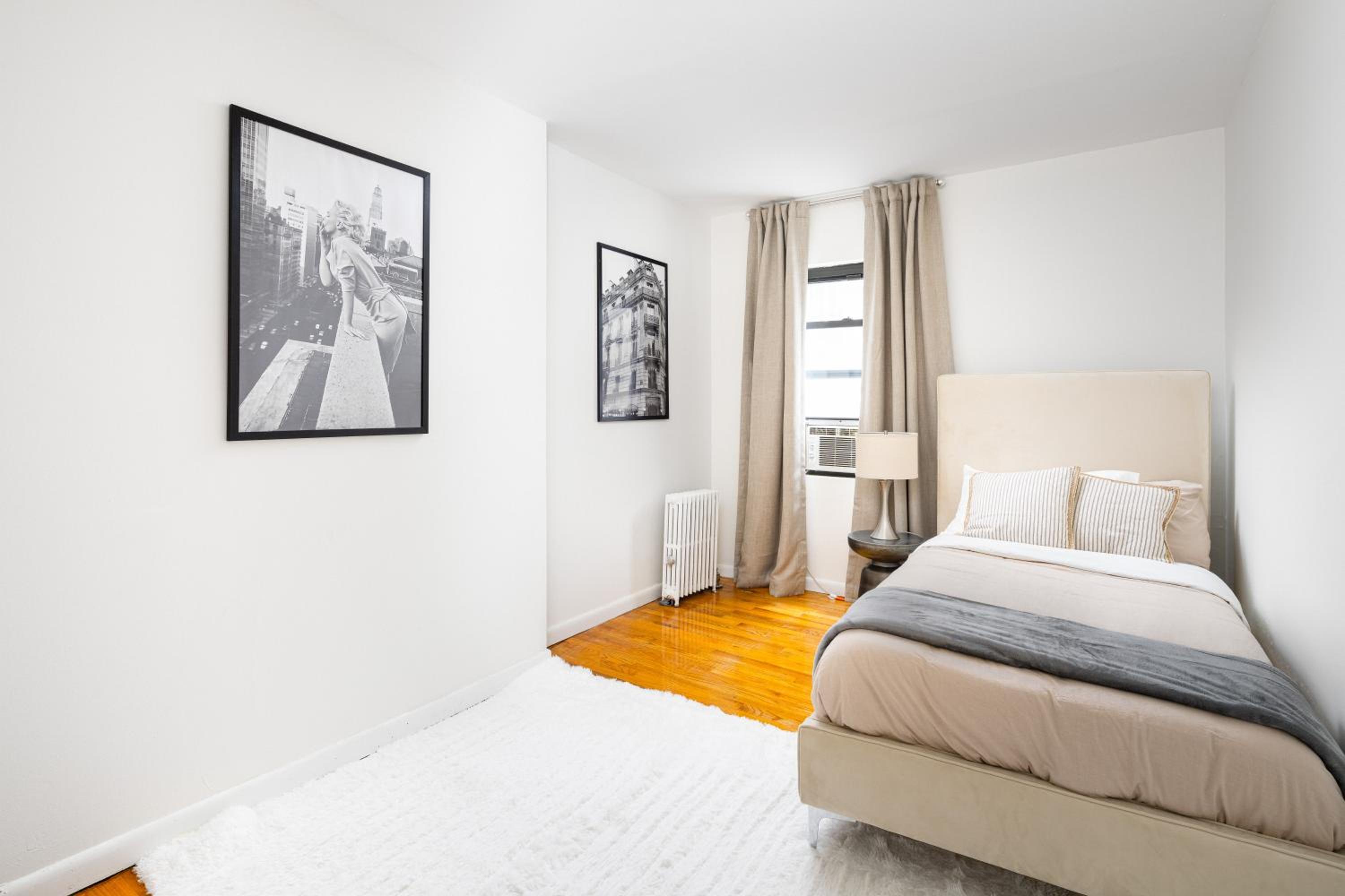 Three-Bedroom Apartment photo 1