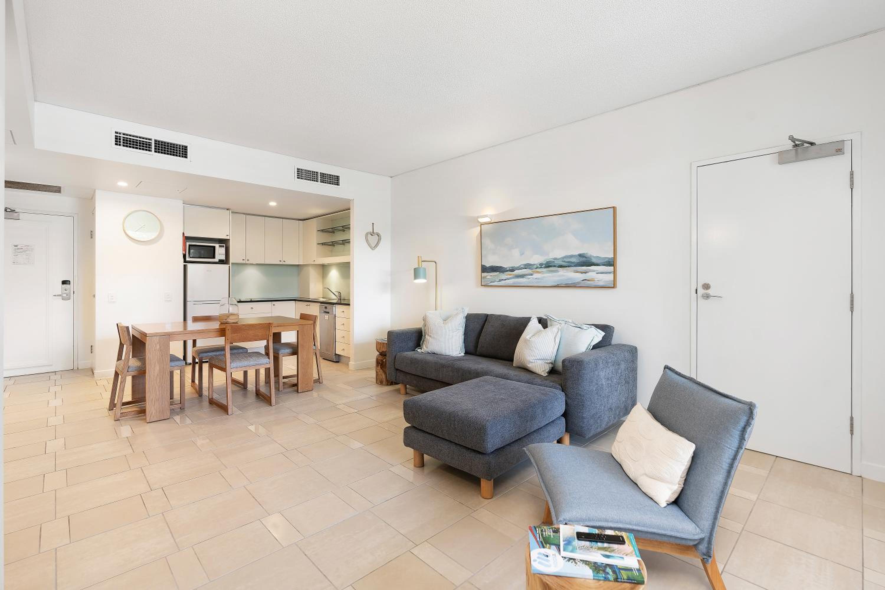 Apartment with Balcony - No Parking