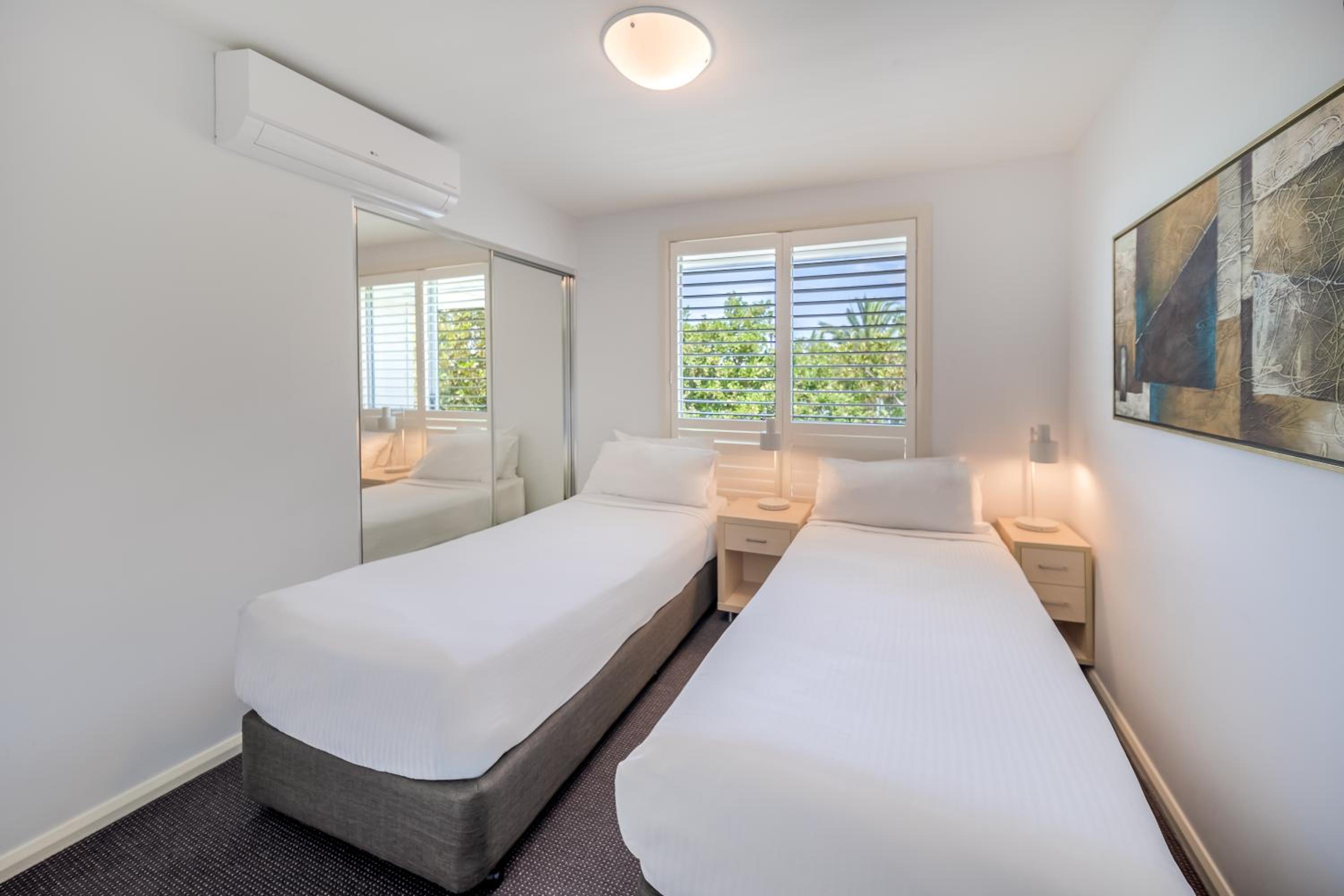 Two-Bedroom Apartment with Plunge Pool - No Housekeeping - Photo 6
