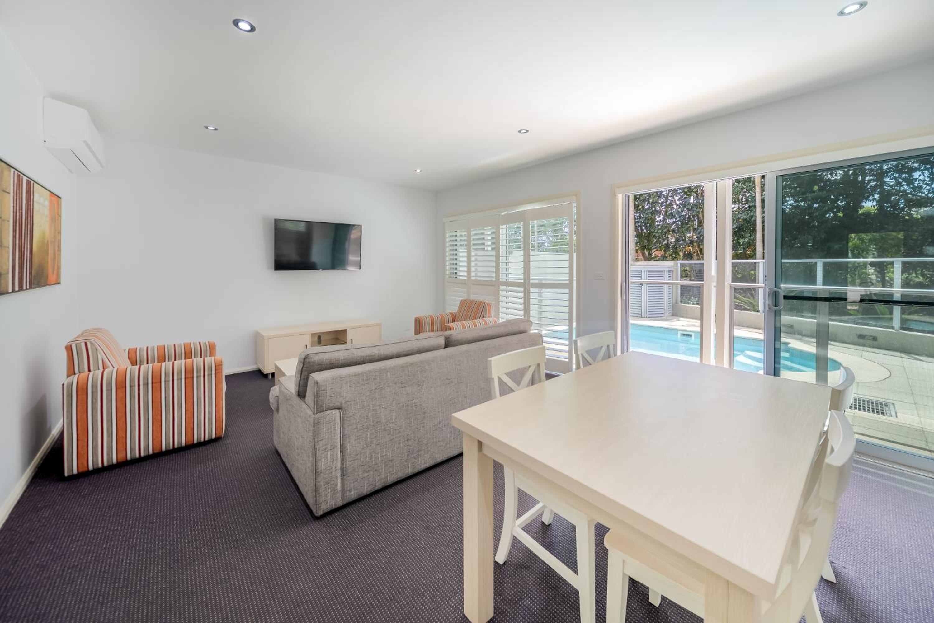 Two-Bedroom Apartment with Plunge Pool - No Housekeeping - Photo 1