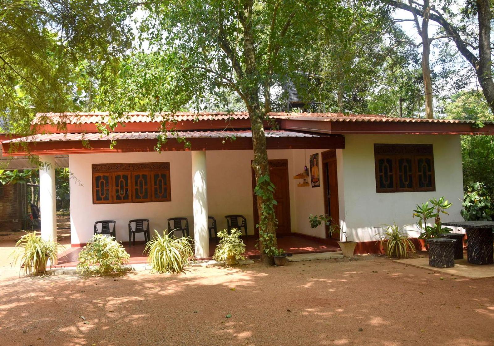 Three-Bedroom House photo 2
