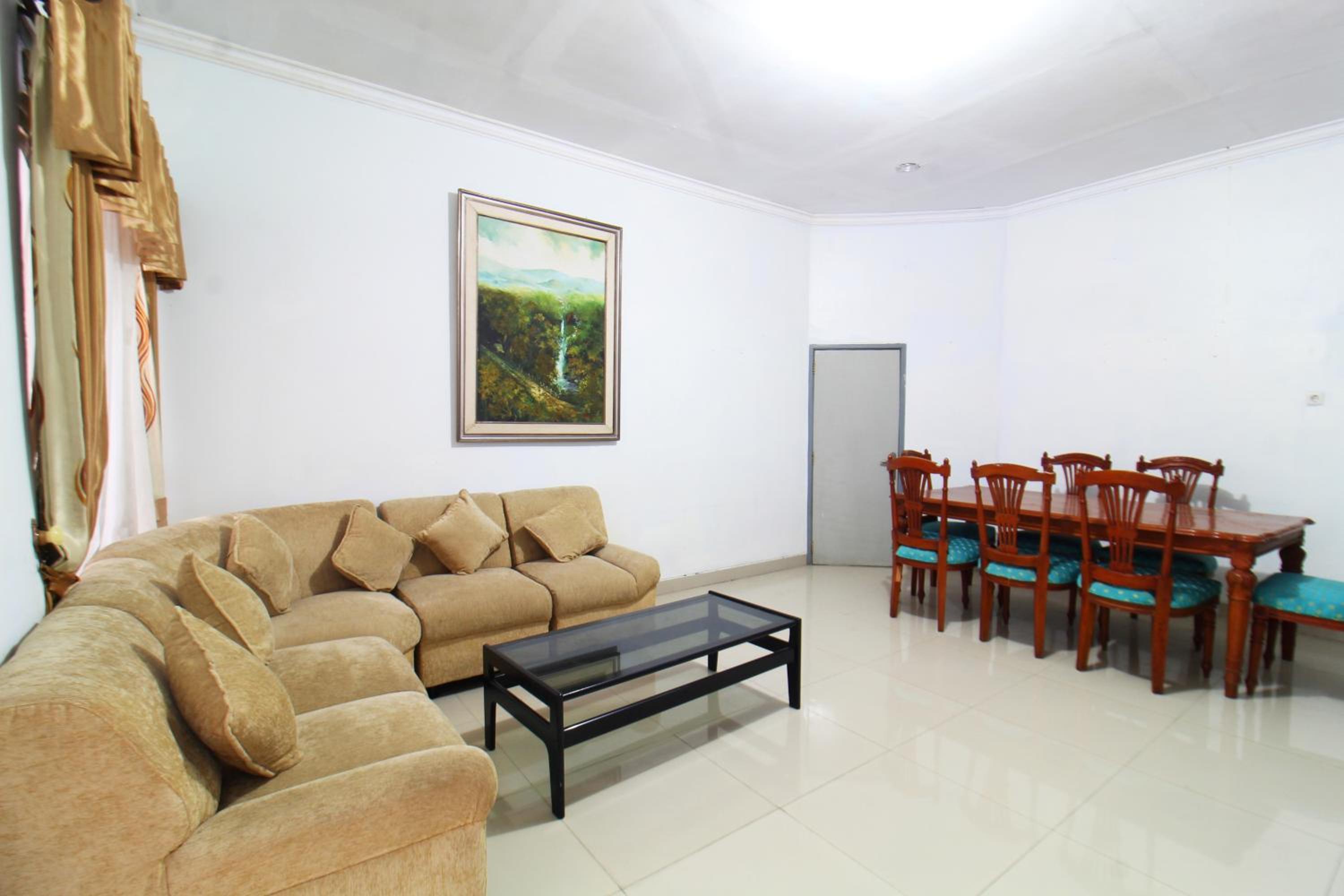 Deluxe Room - Photo 4