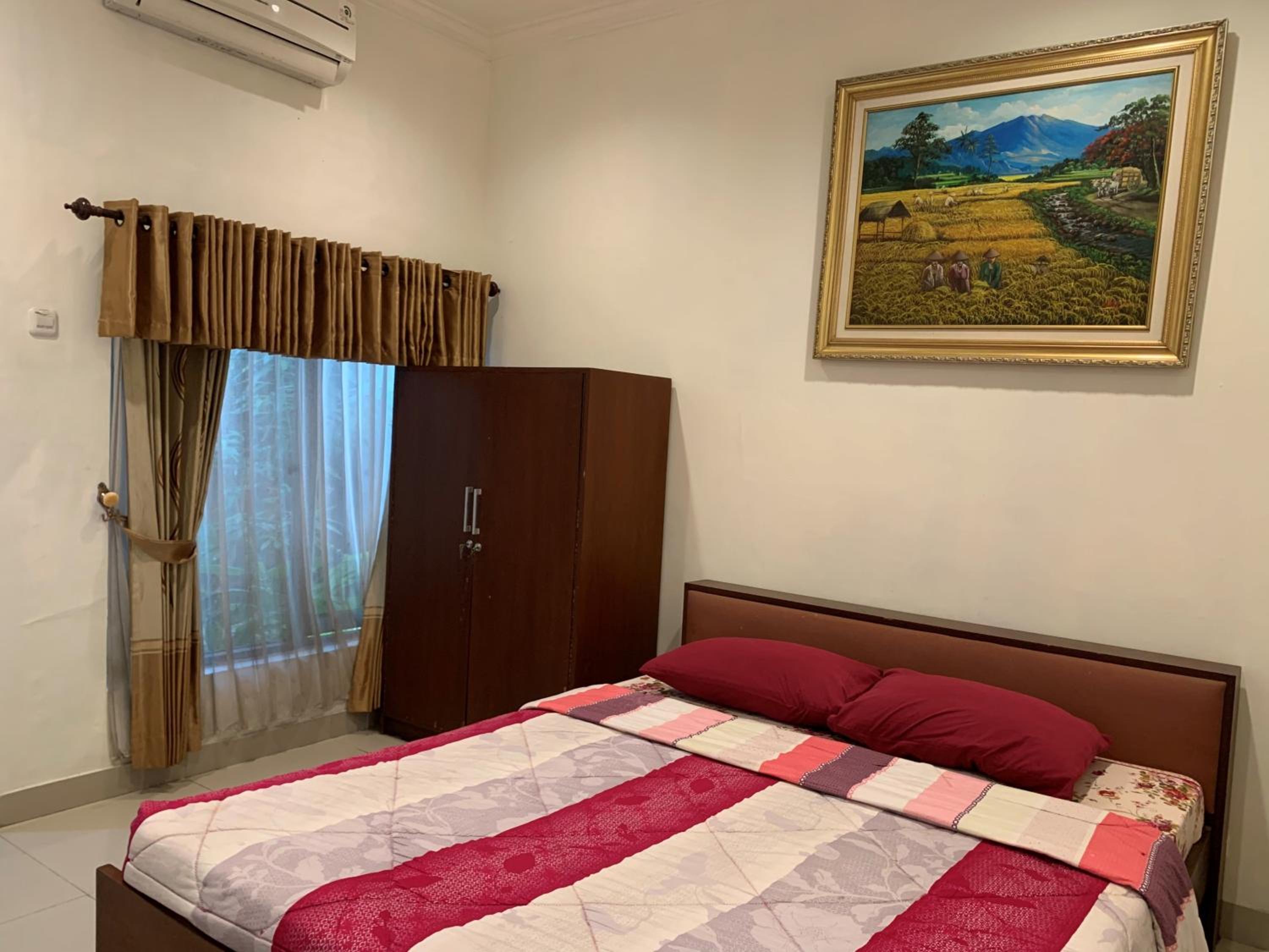 Deluxe Room - Photo 2