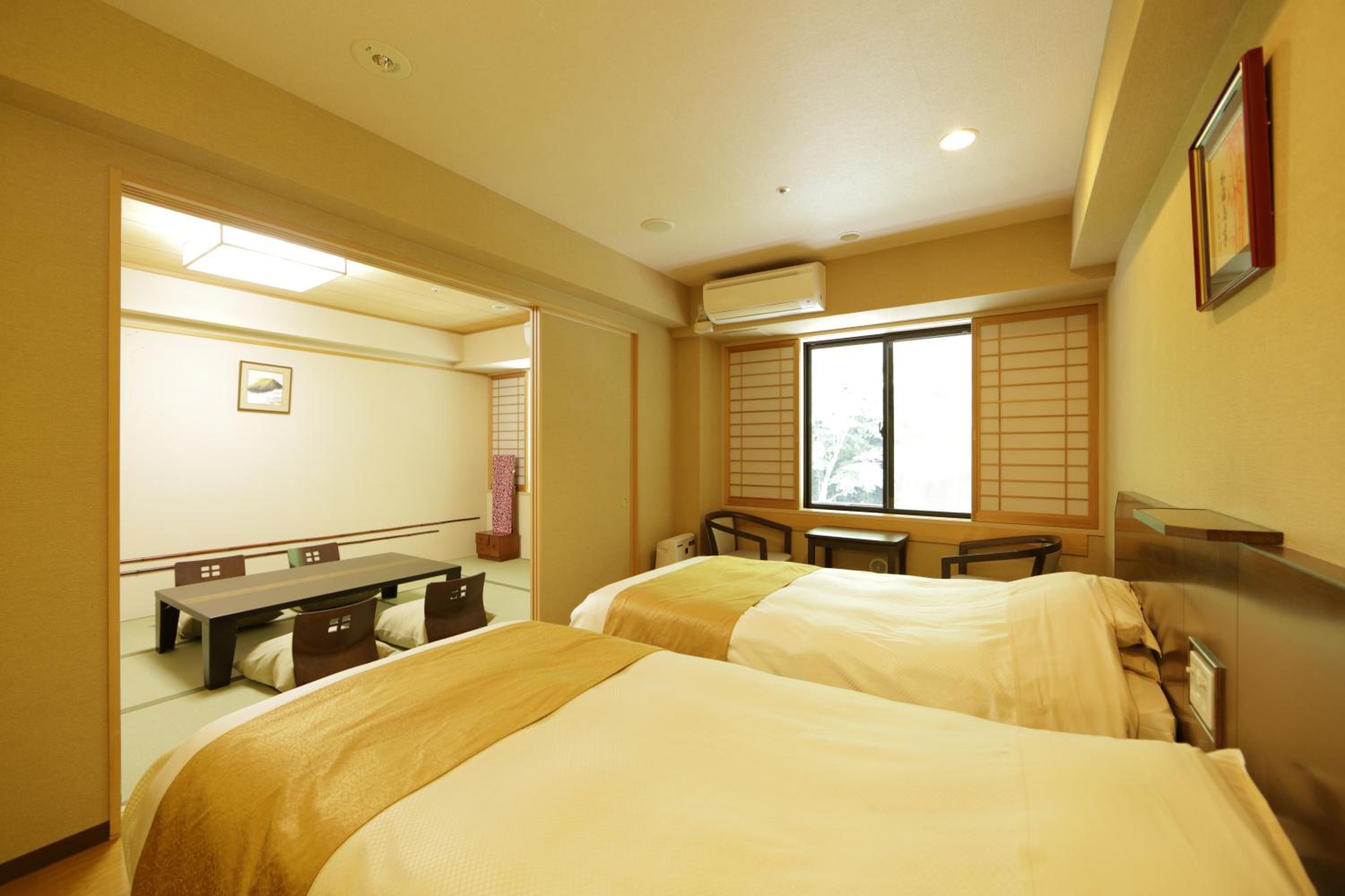 Twin Room with Tatami Area - Non Smoking