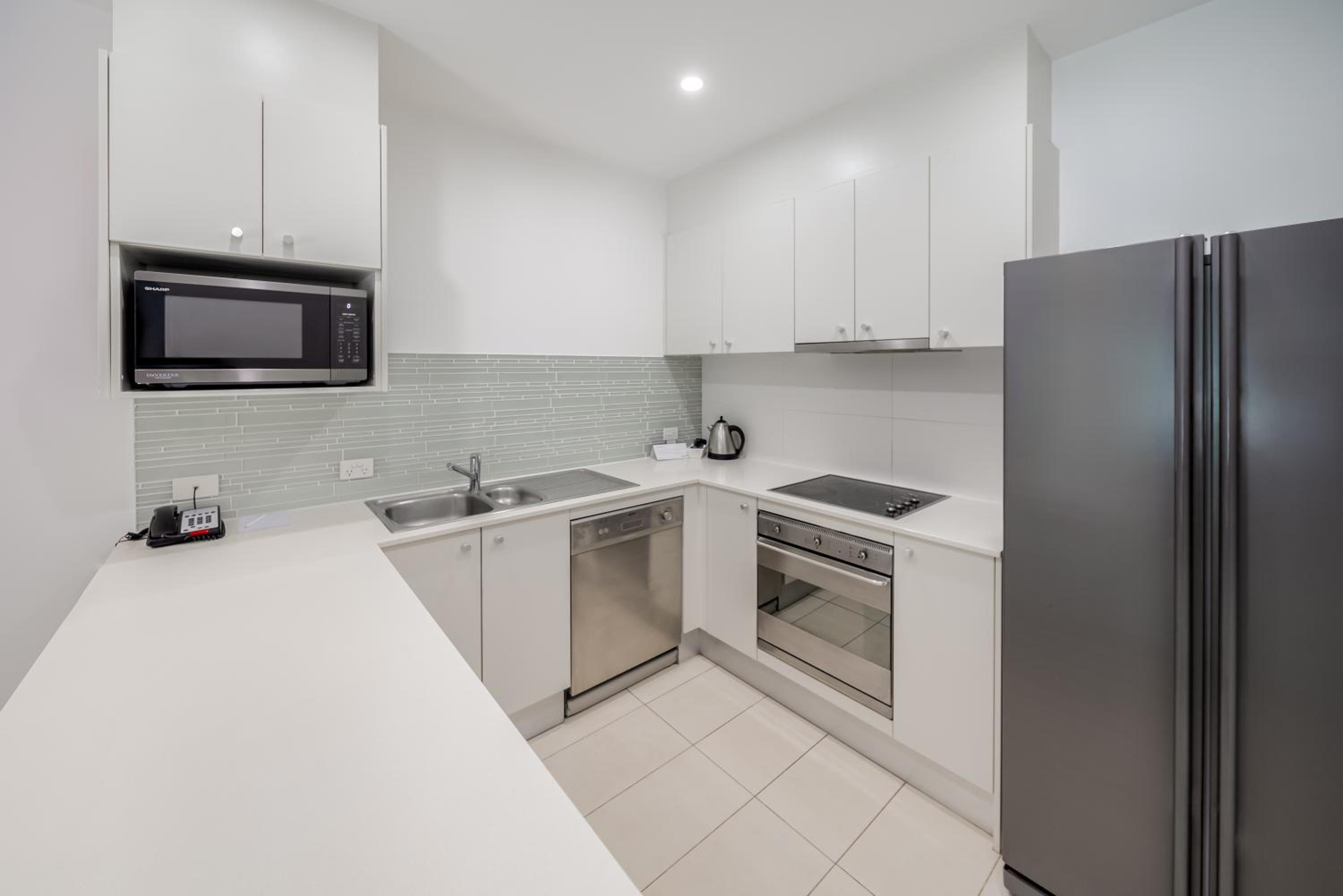 Three-Bedroom Apartment with Plunge Pool - Photo 10