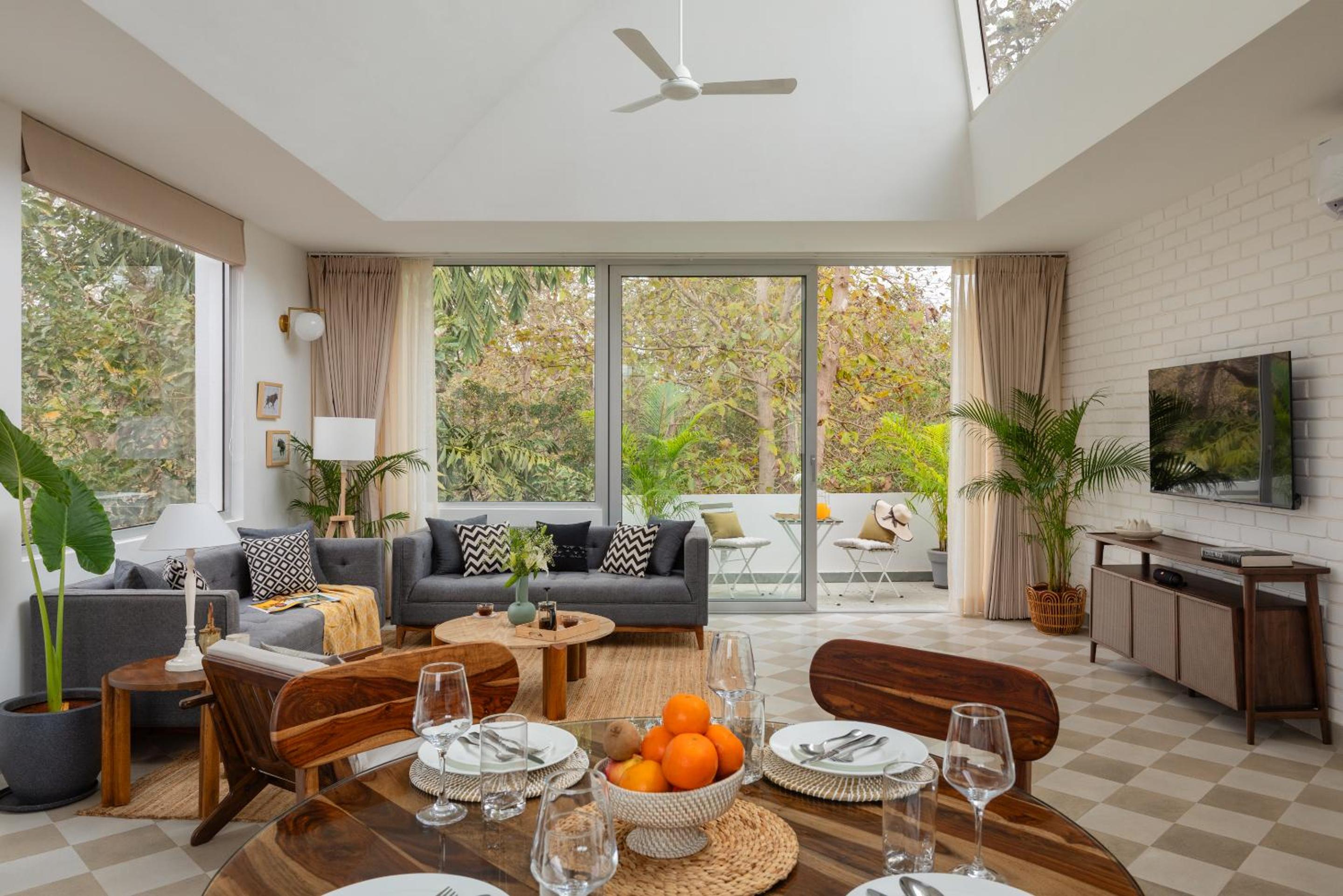 El Rosario 301|Common Pool|Third Floor|Balcony|Patio photo 1