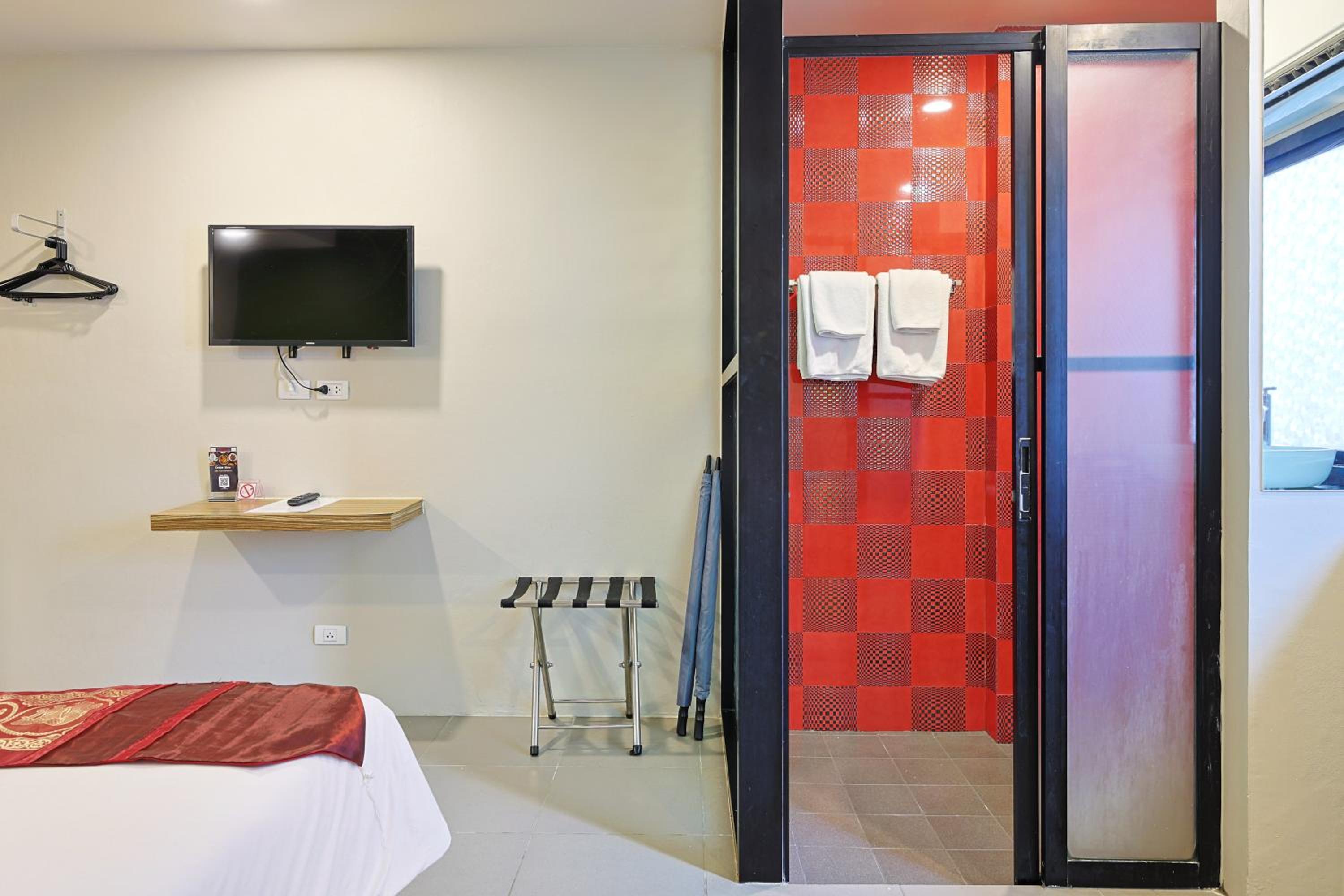 Standard Double Room - Photo 6