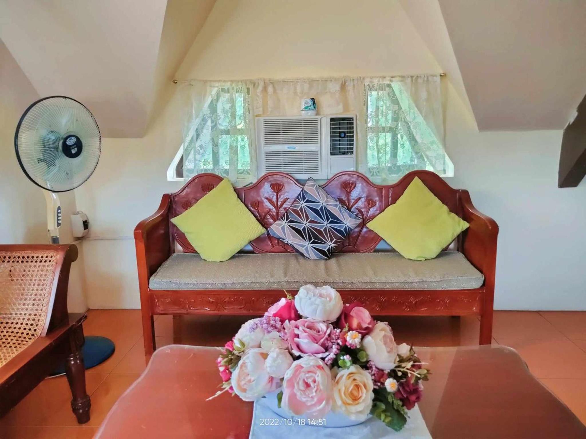 Deluxe Double Room with Balcony and Sea View - Photo 5