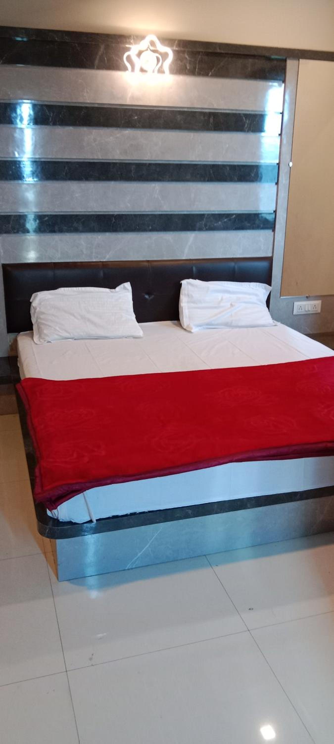 Double Room With Balcony photo 1