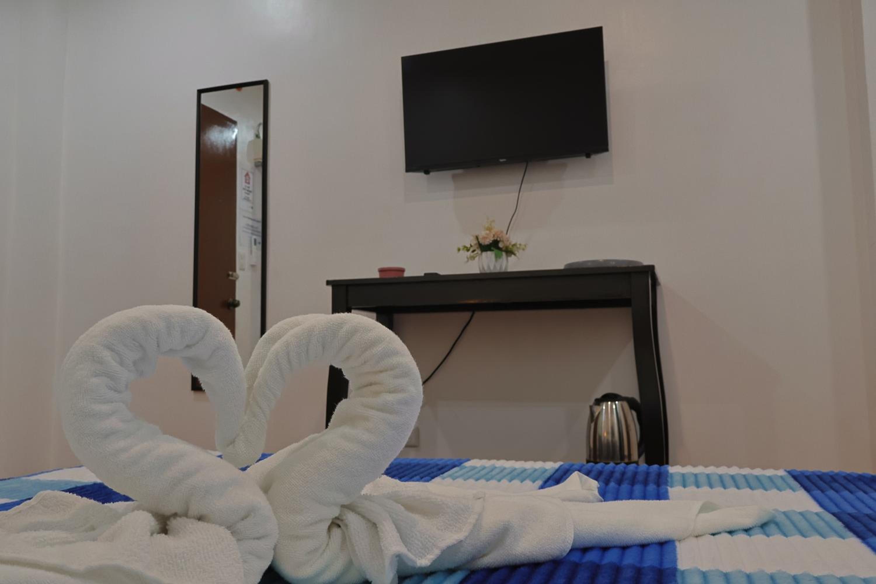 Comfort Triple Room with Shower photo 1