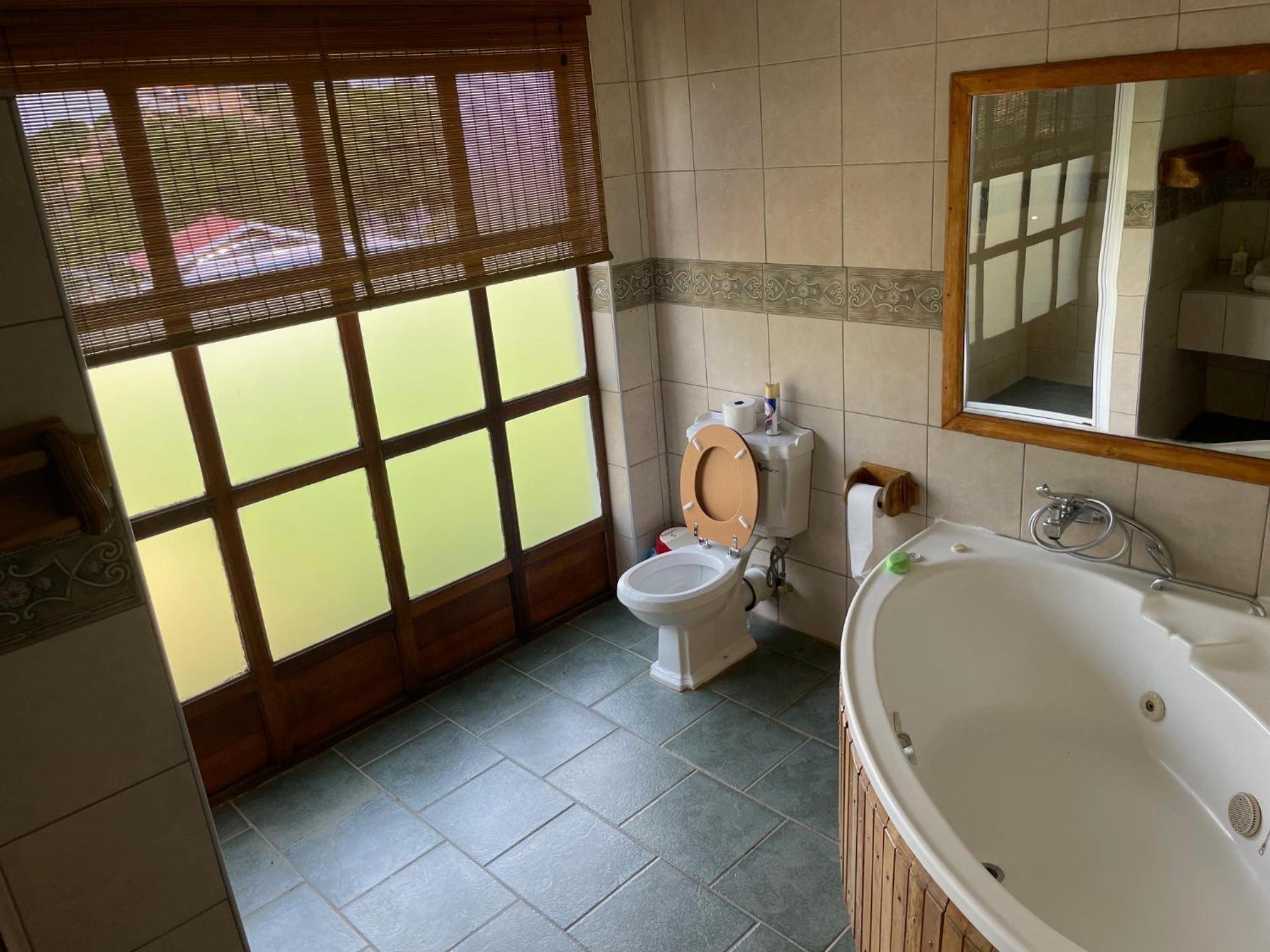 Deluxe Family Suite photo 3