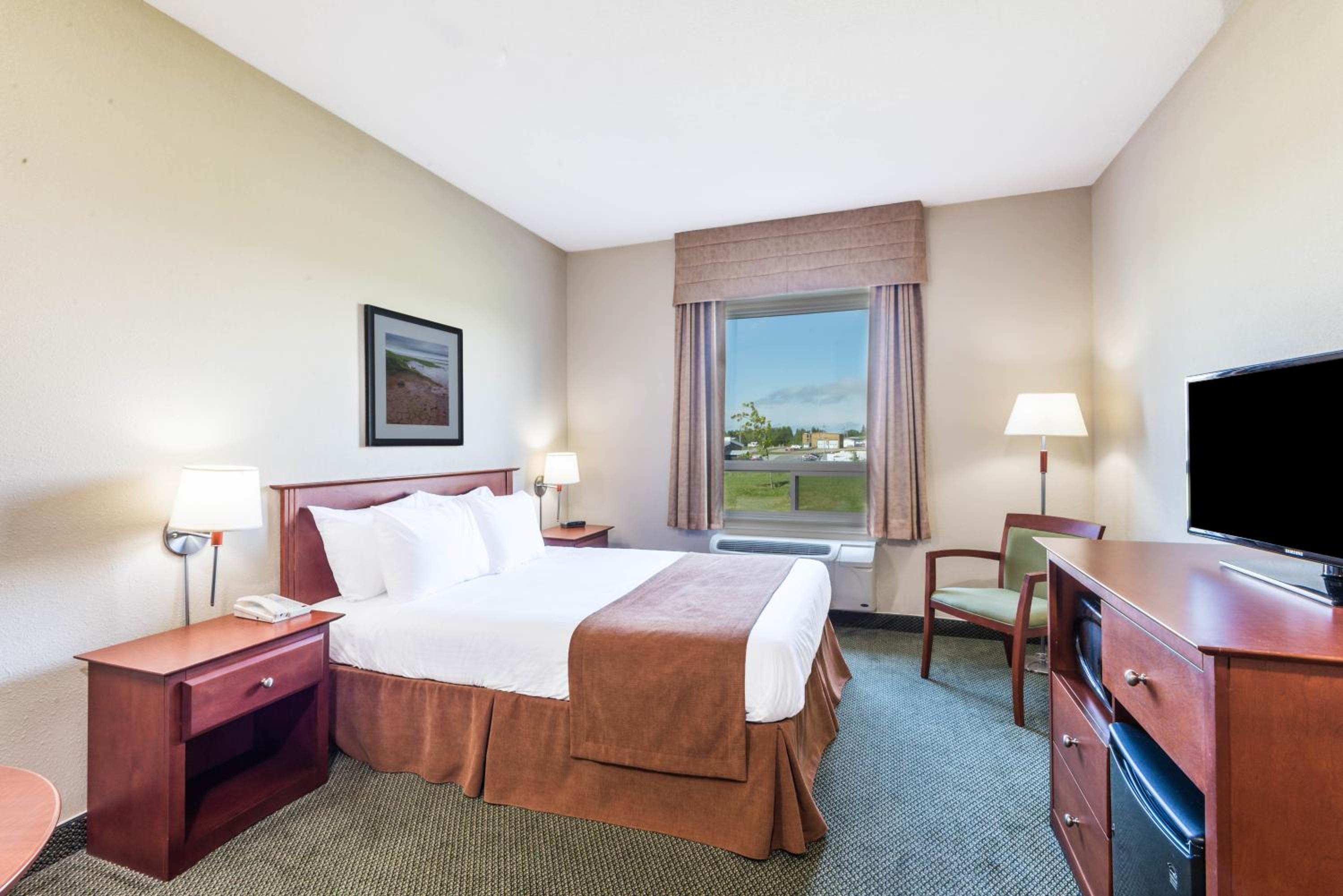 Queen Room - Disability Access - Non-Smoking - Photo 4
