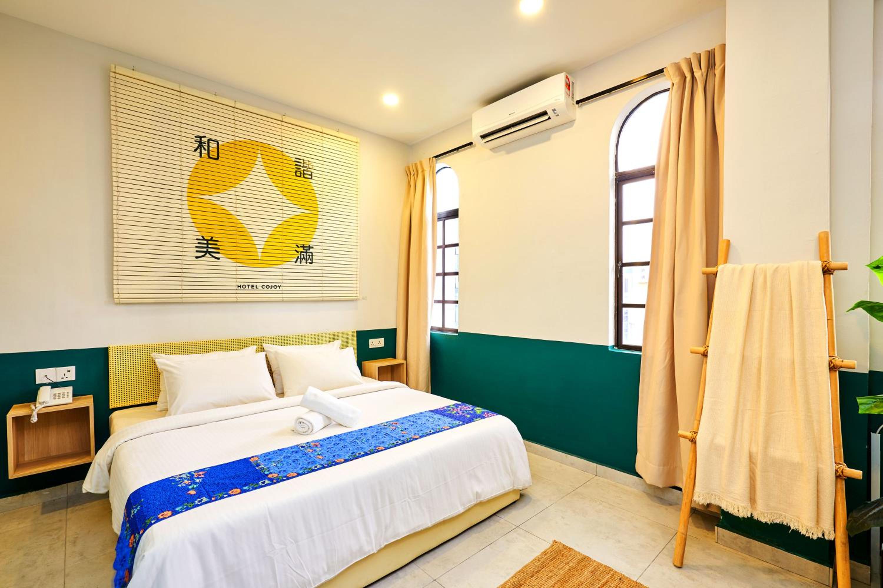 Superior King Suite