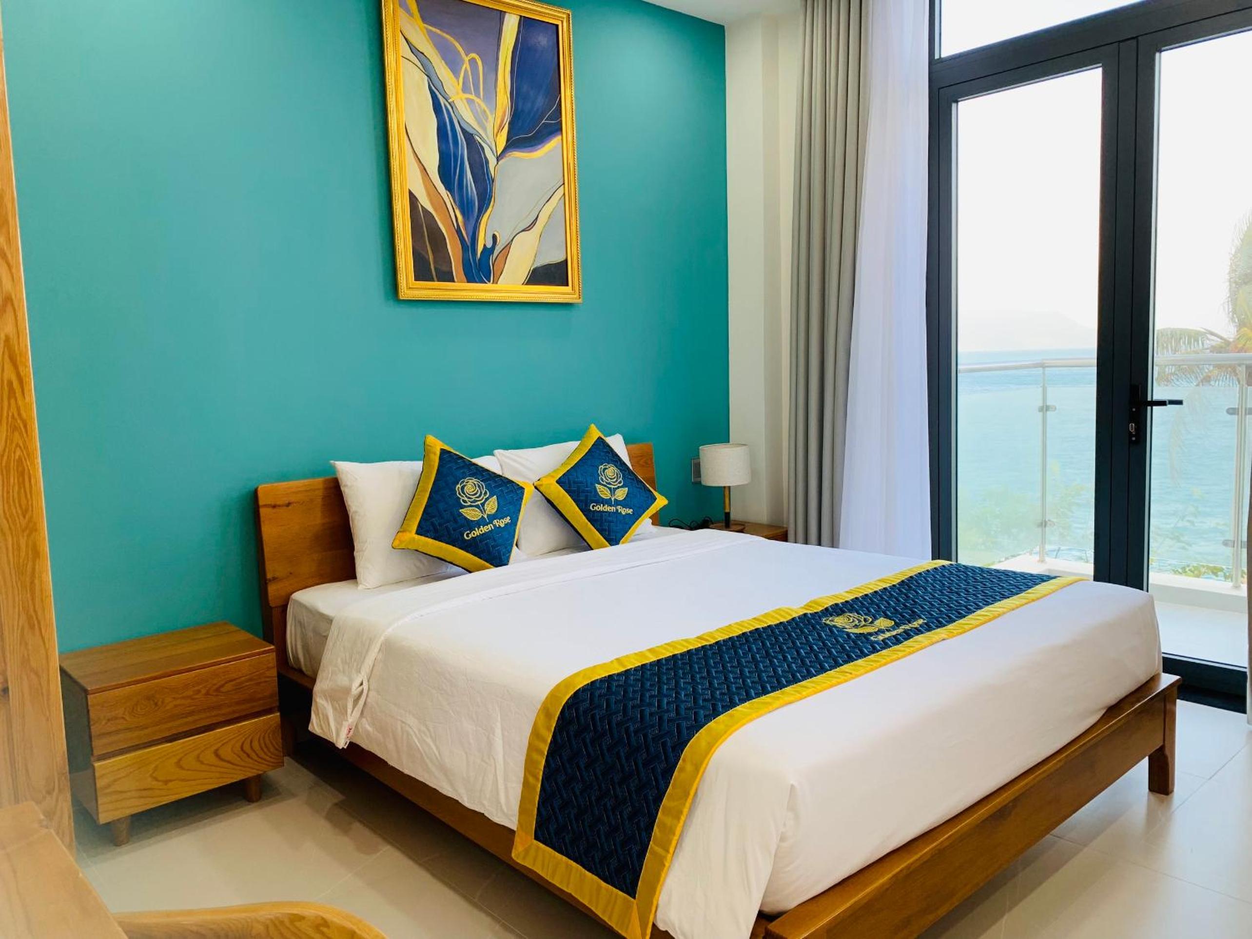 Suite with Sea View - Photo 7