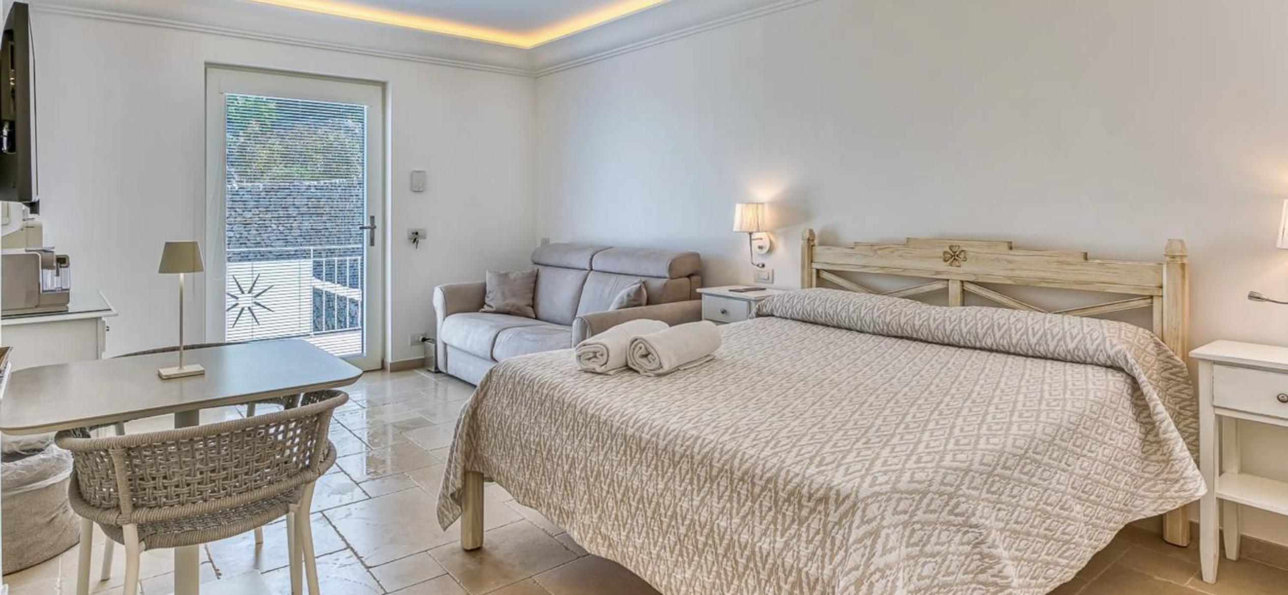 Double Apartment with Sea View and Private Jacuzzi - Photo 1