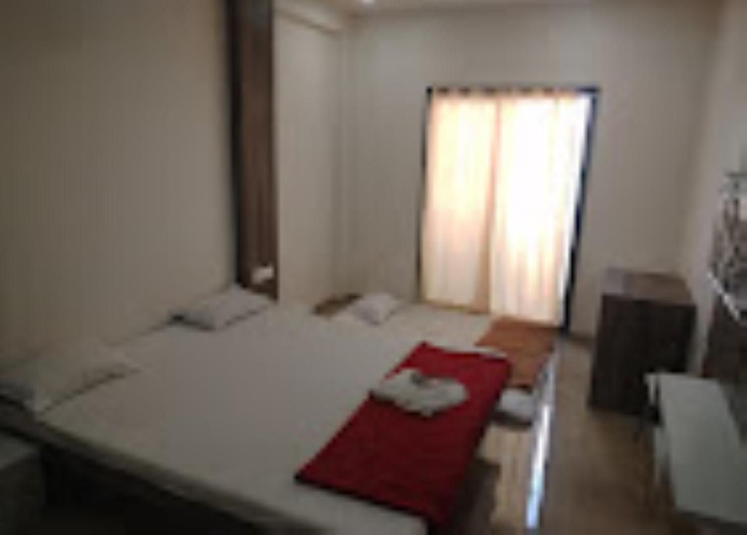 Deluxe Queen Room photo 2
