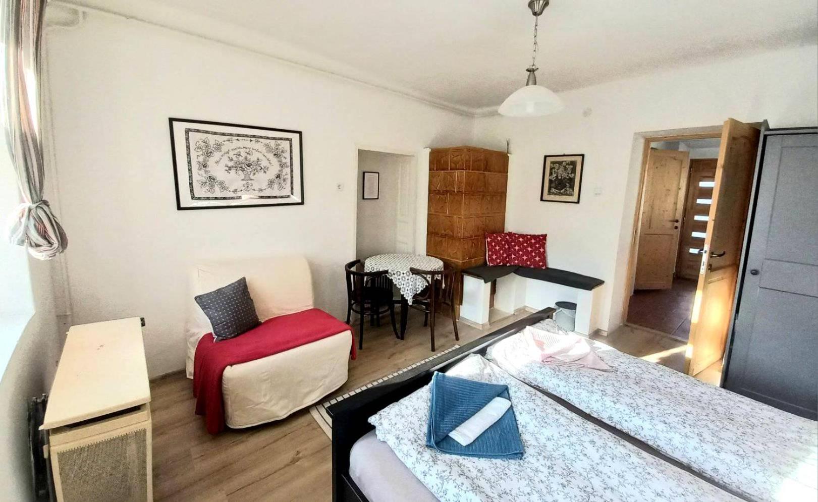 Two-Bedroom House - Photo 13