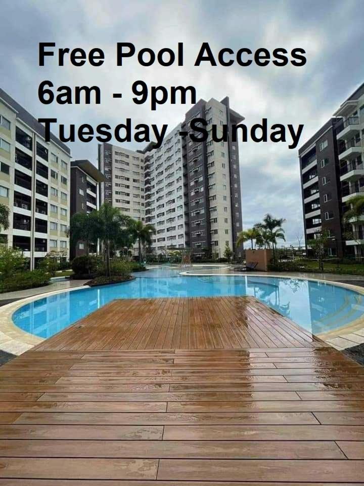 Studio with Pool View photo 2