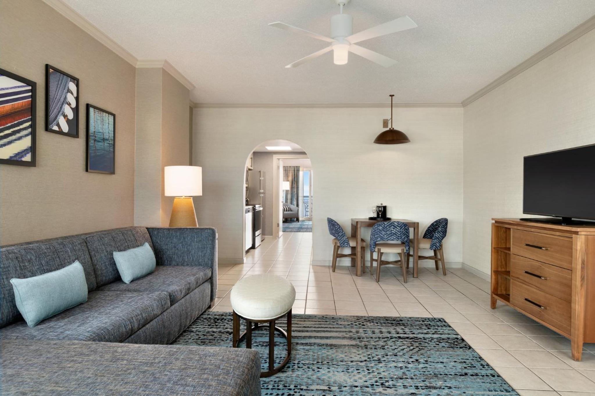 Queen Suite with Ocean View