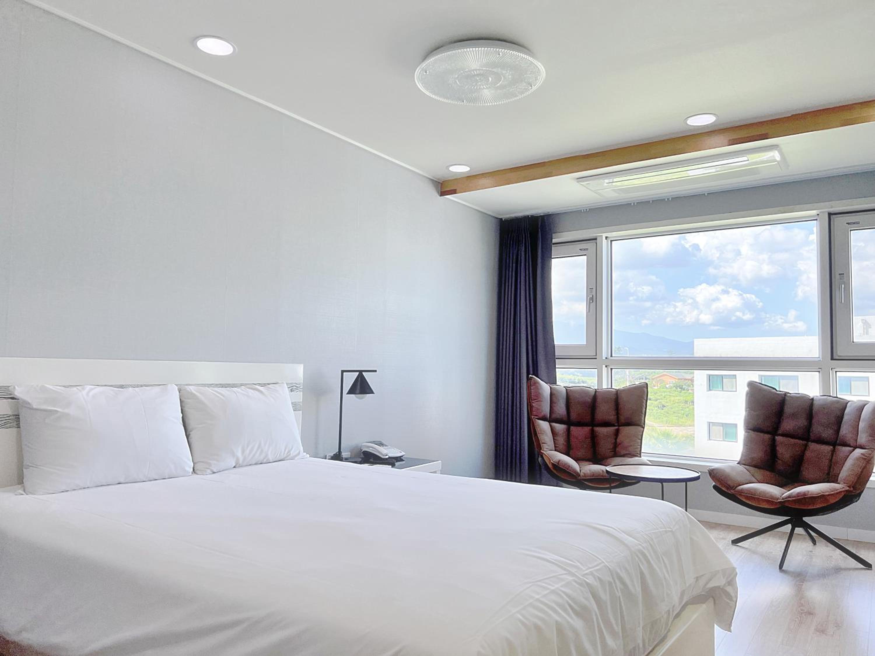 Deluxe Double Room - Photo 4