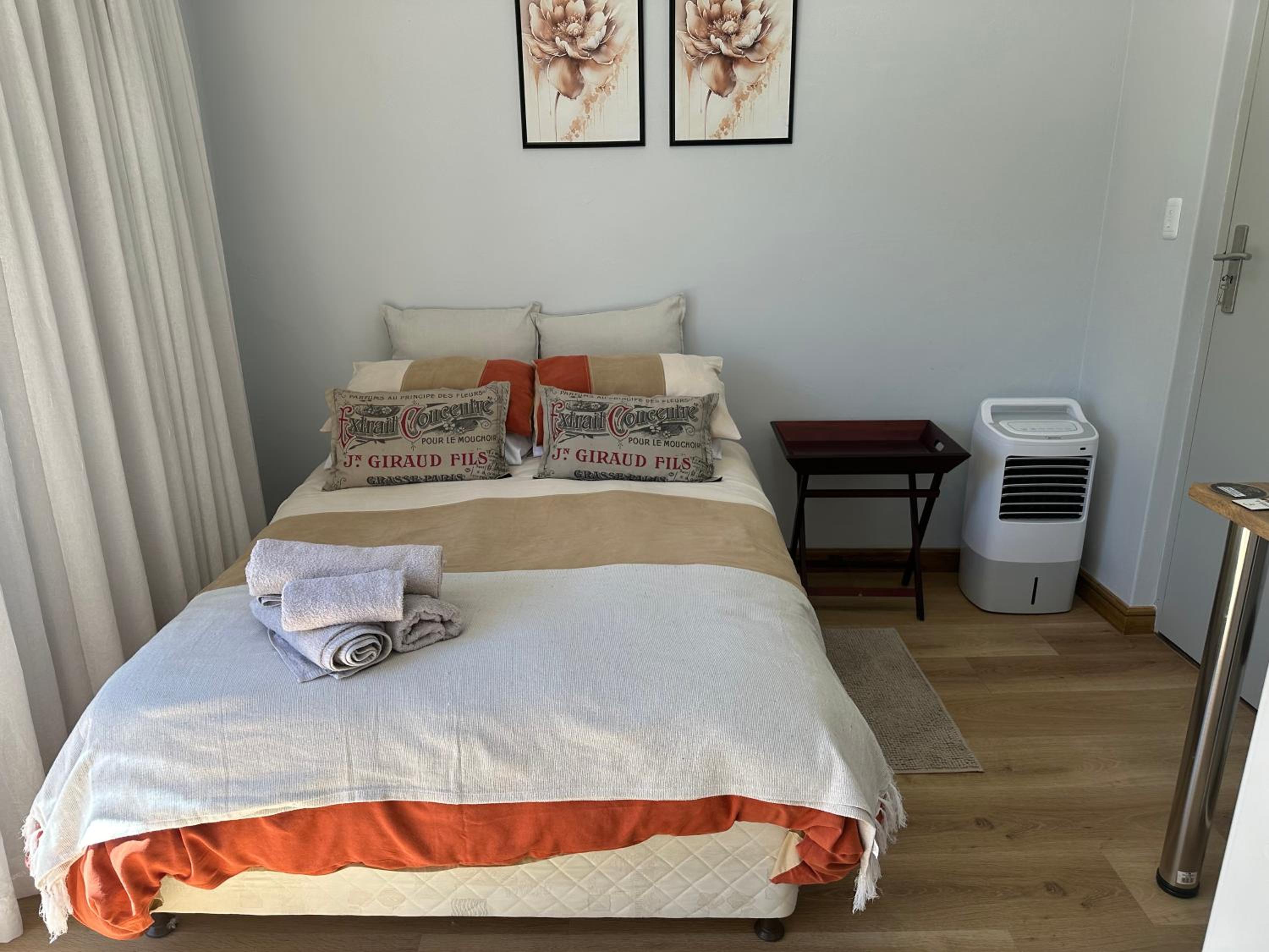 Budget Double Room photo 1