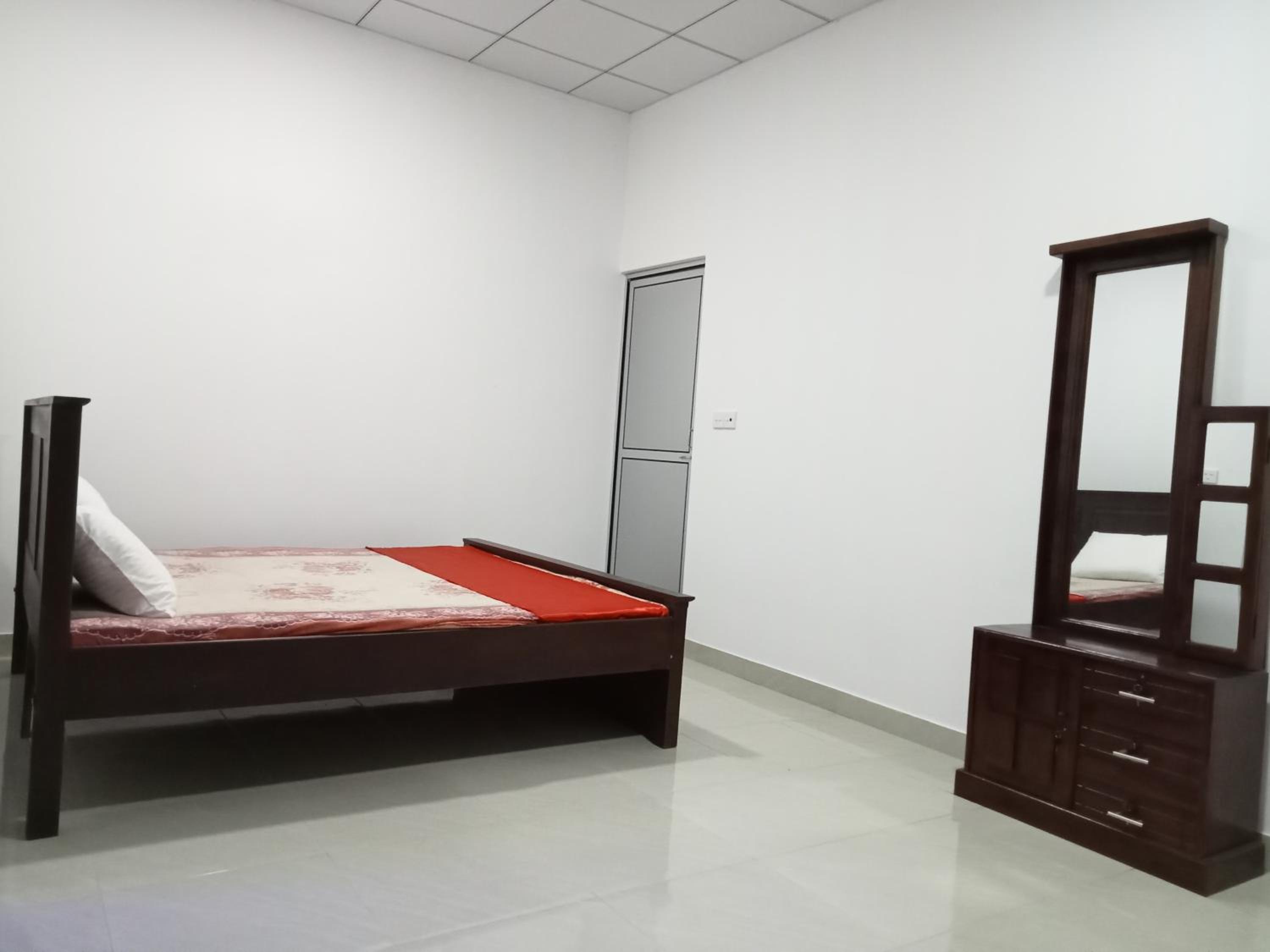 Deluxe Double Room (2 Adults + 1 Child) photo 2