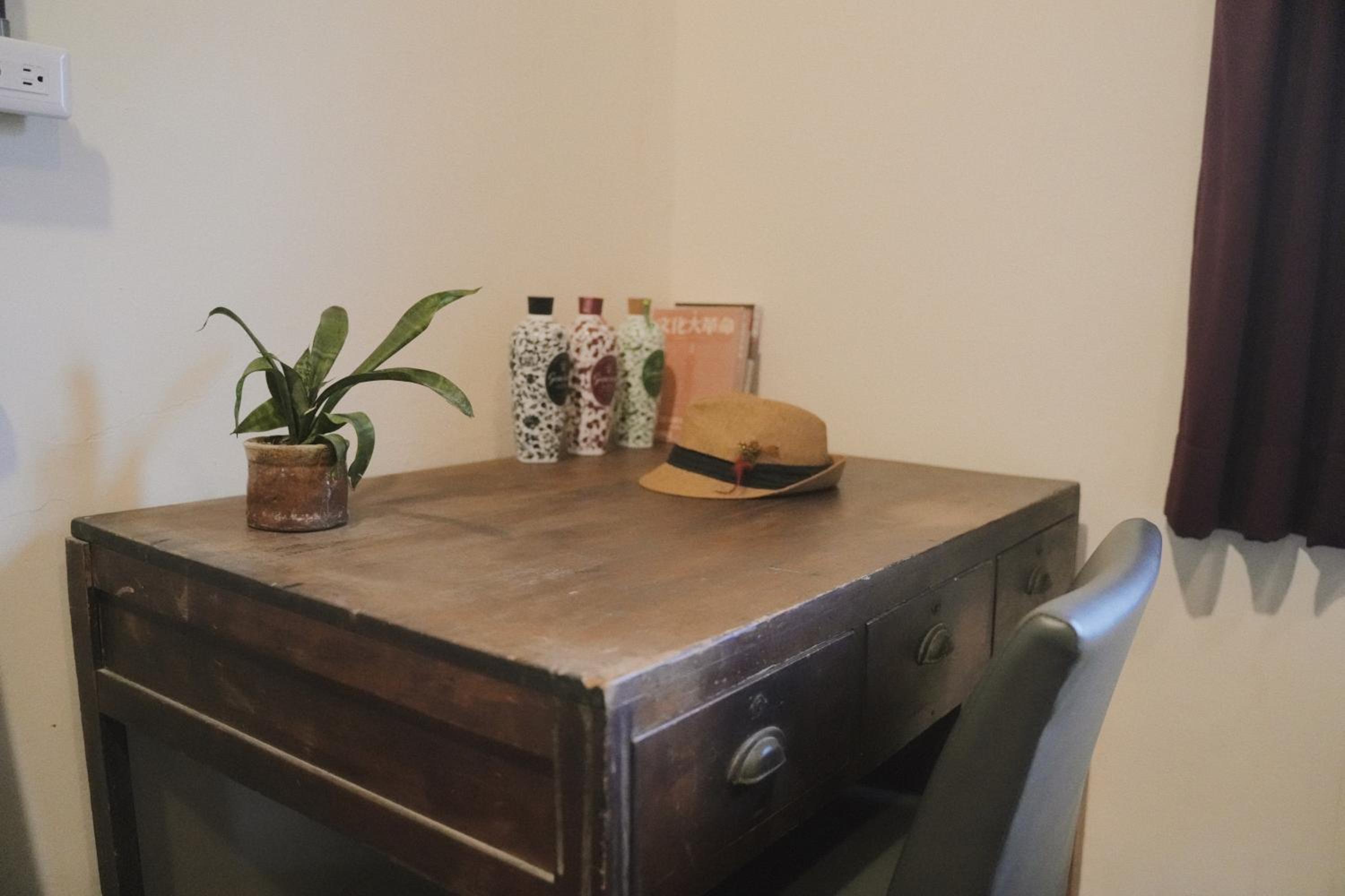 Quadruple Room - Photo 7