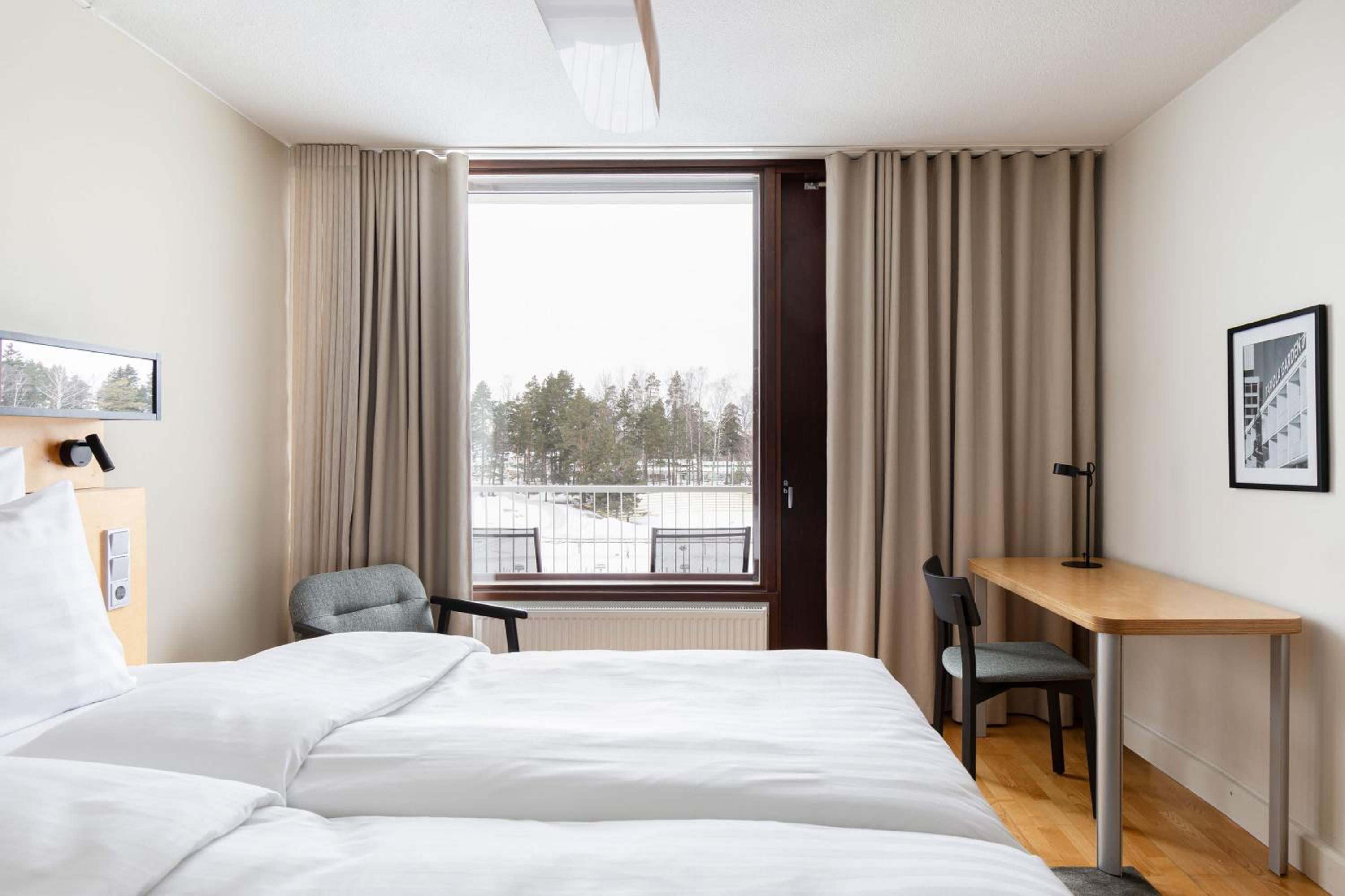 Superior Double or Twin Room - Photo 8