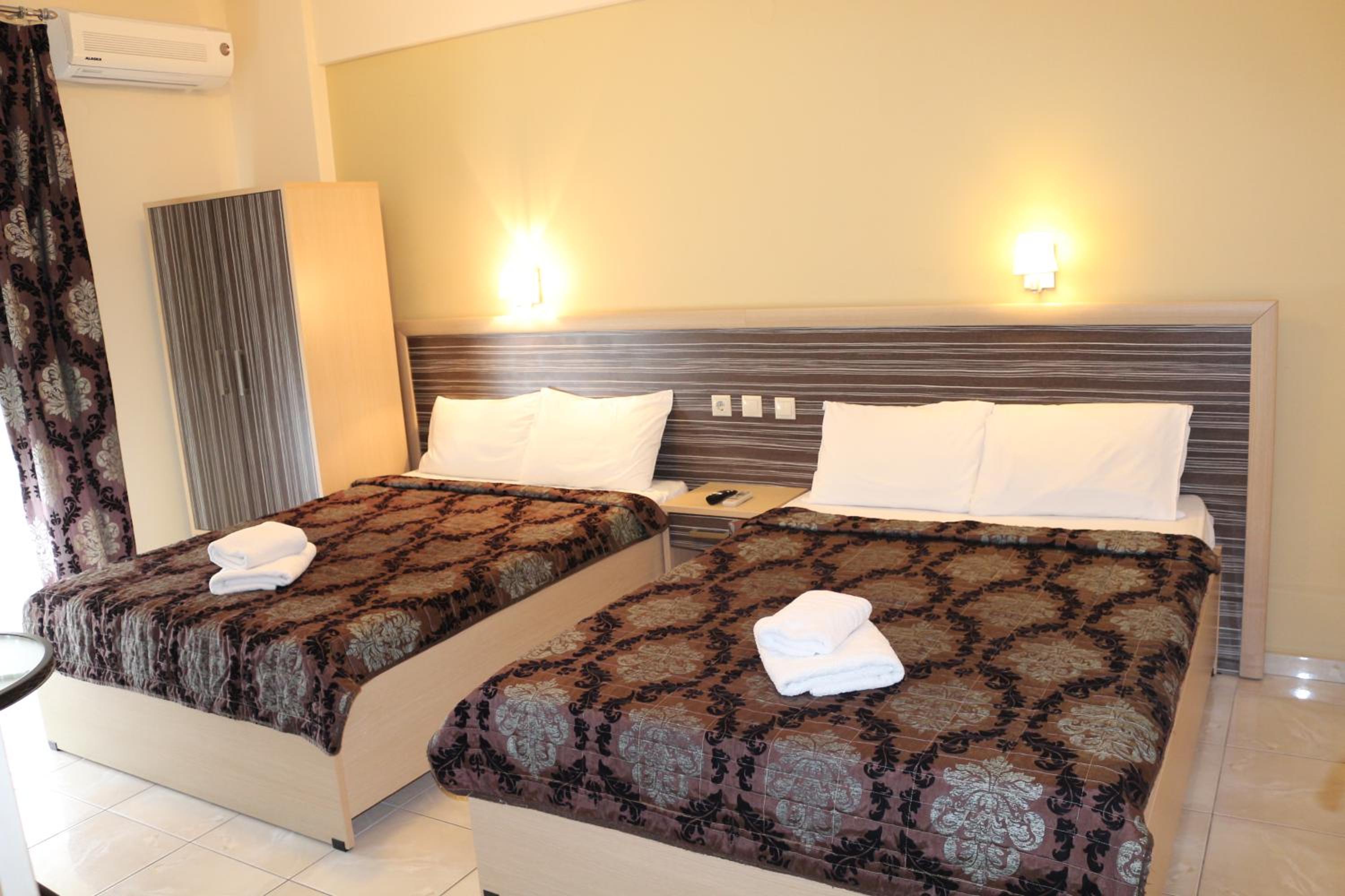 Superior Queen Room with Two Queen Beds