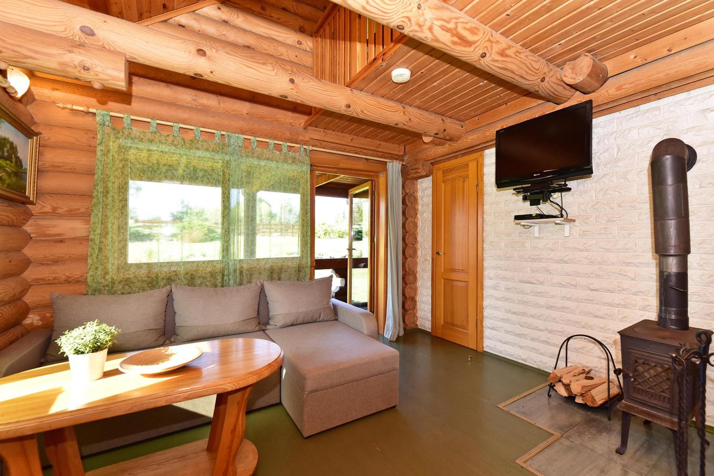 Family Room with Terrace - Photo 10