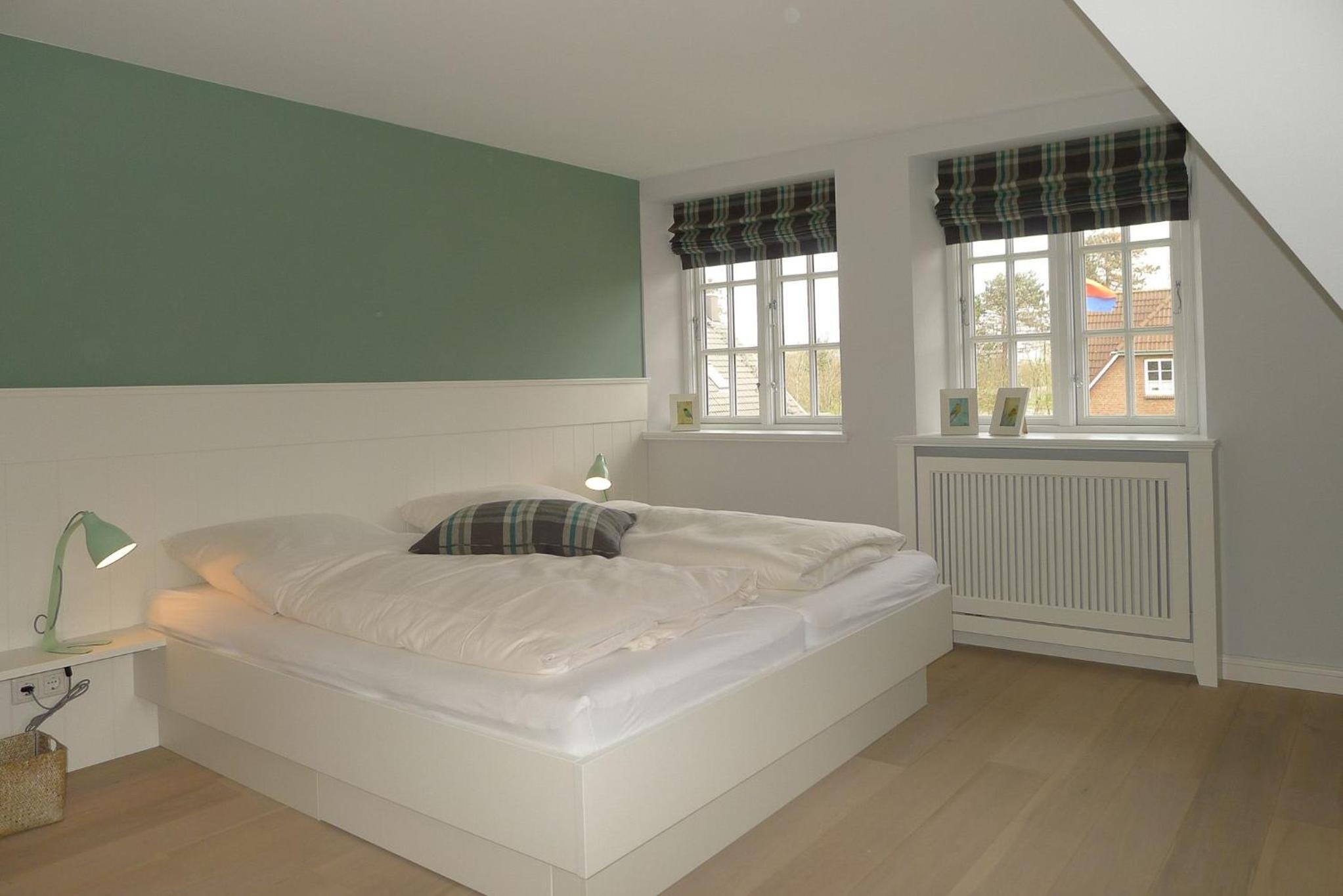 Two-Bedroom House photo 3