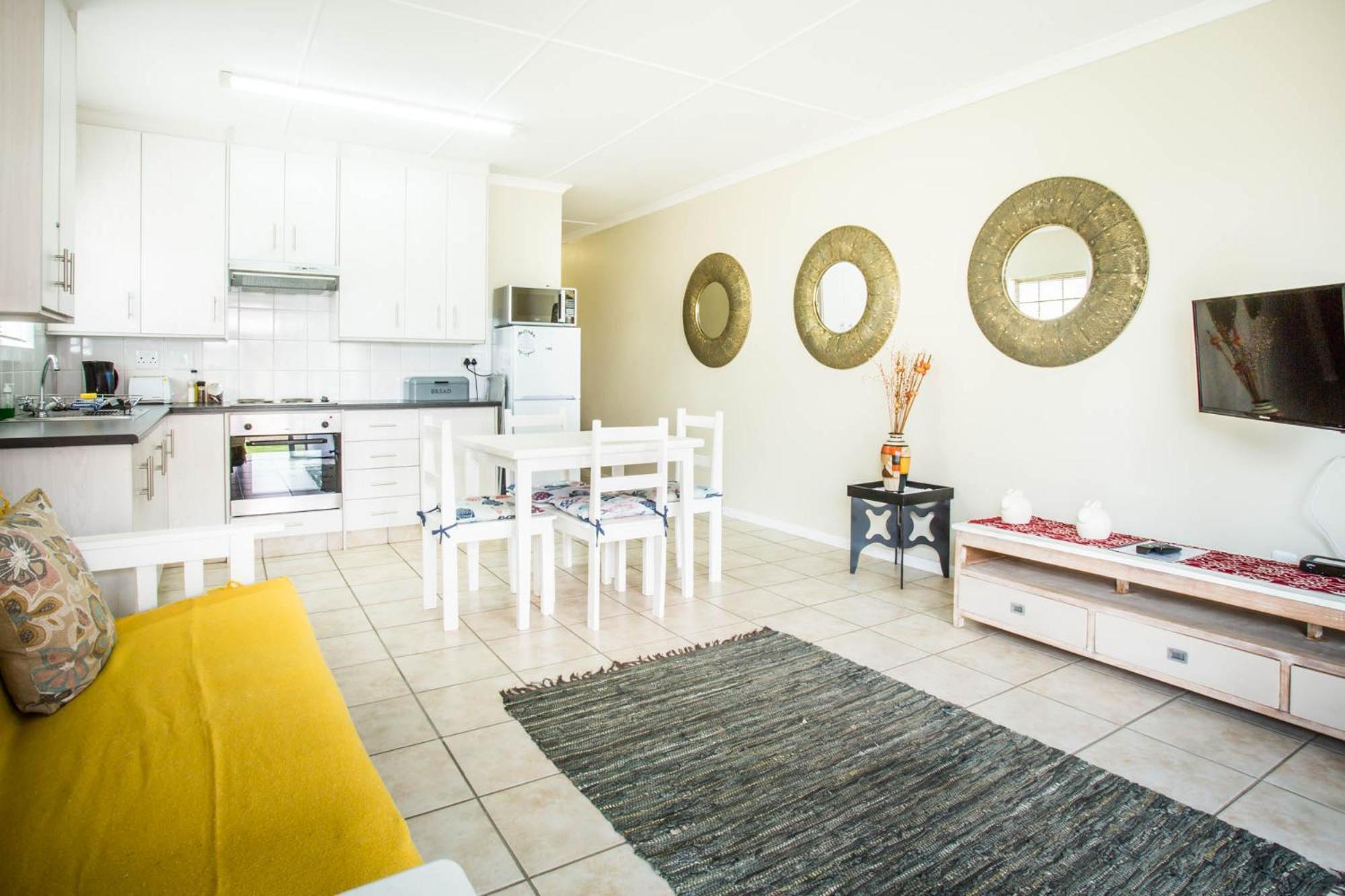 One Bedroom Apartments - Photo 3