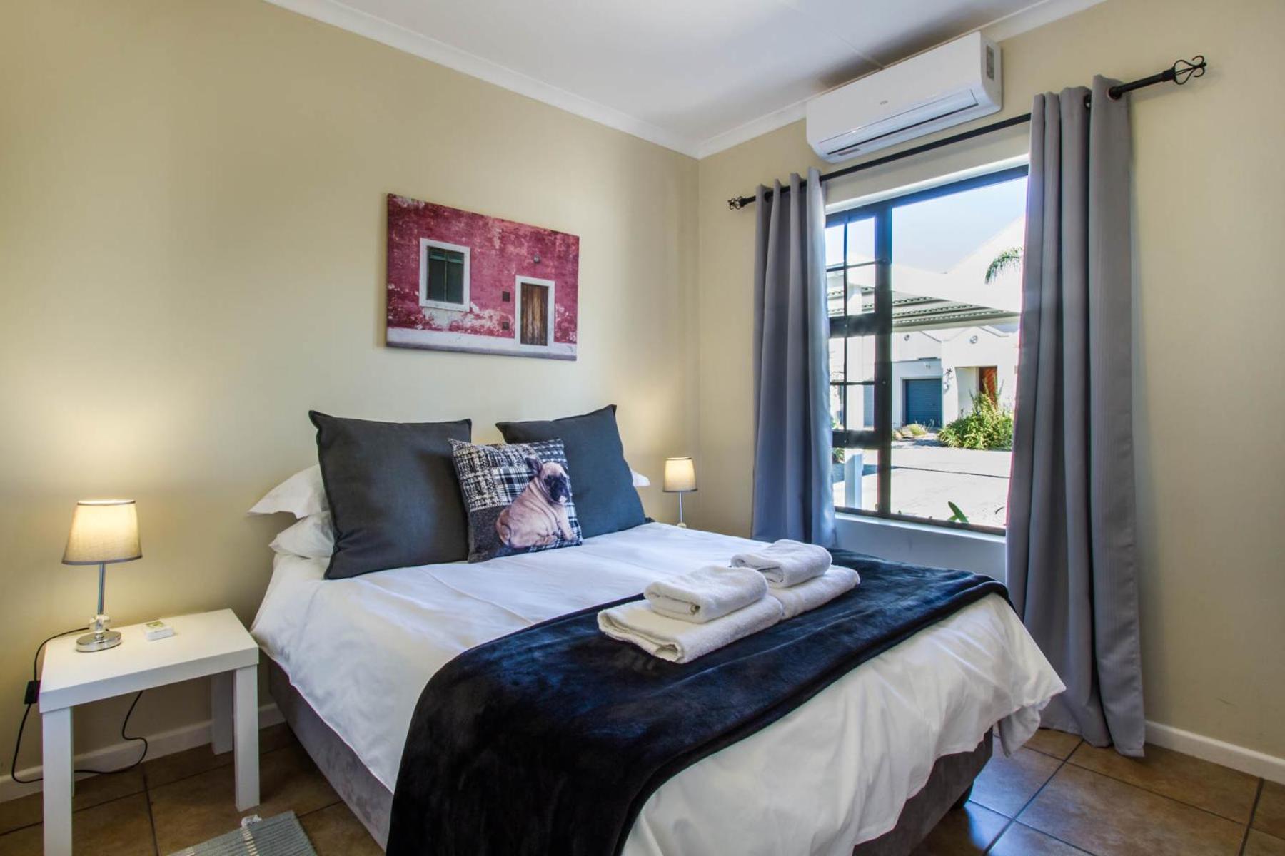 One Bedroom Apartments - Photo 10