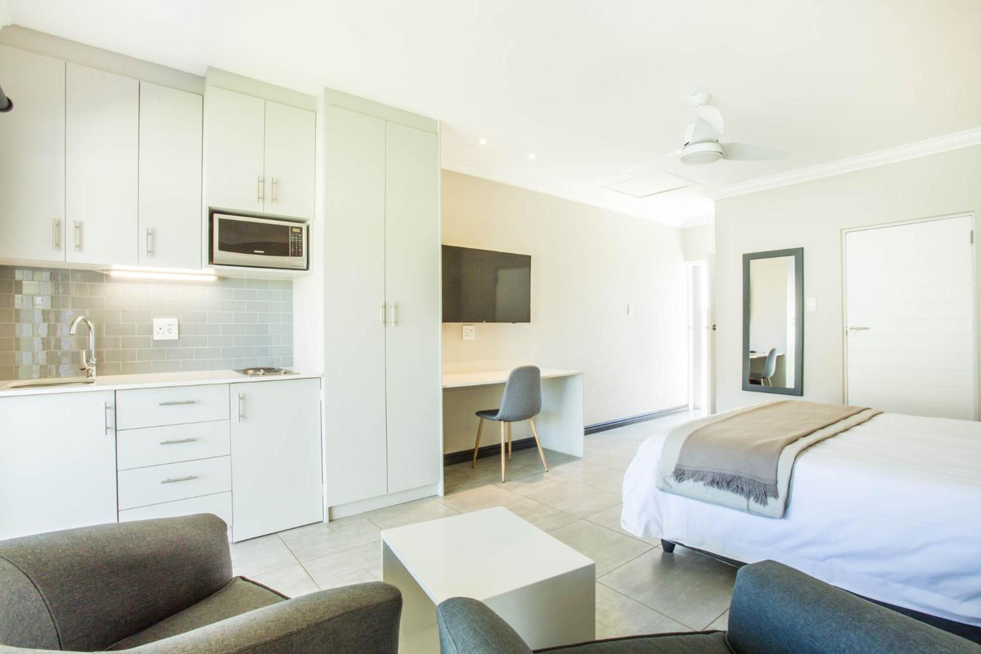 Executive Suites - Photo 2