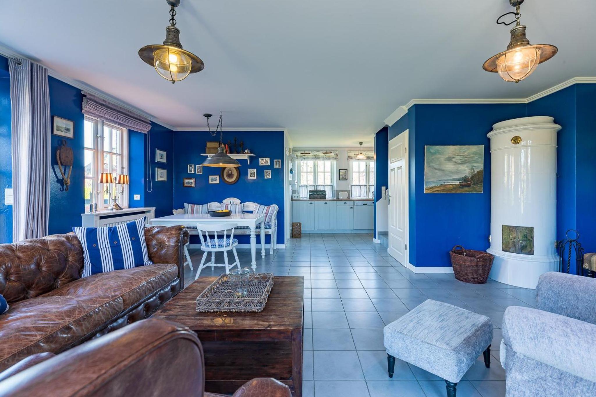 Two-Bedroom House photo 3