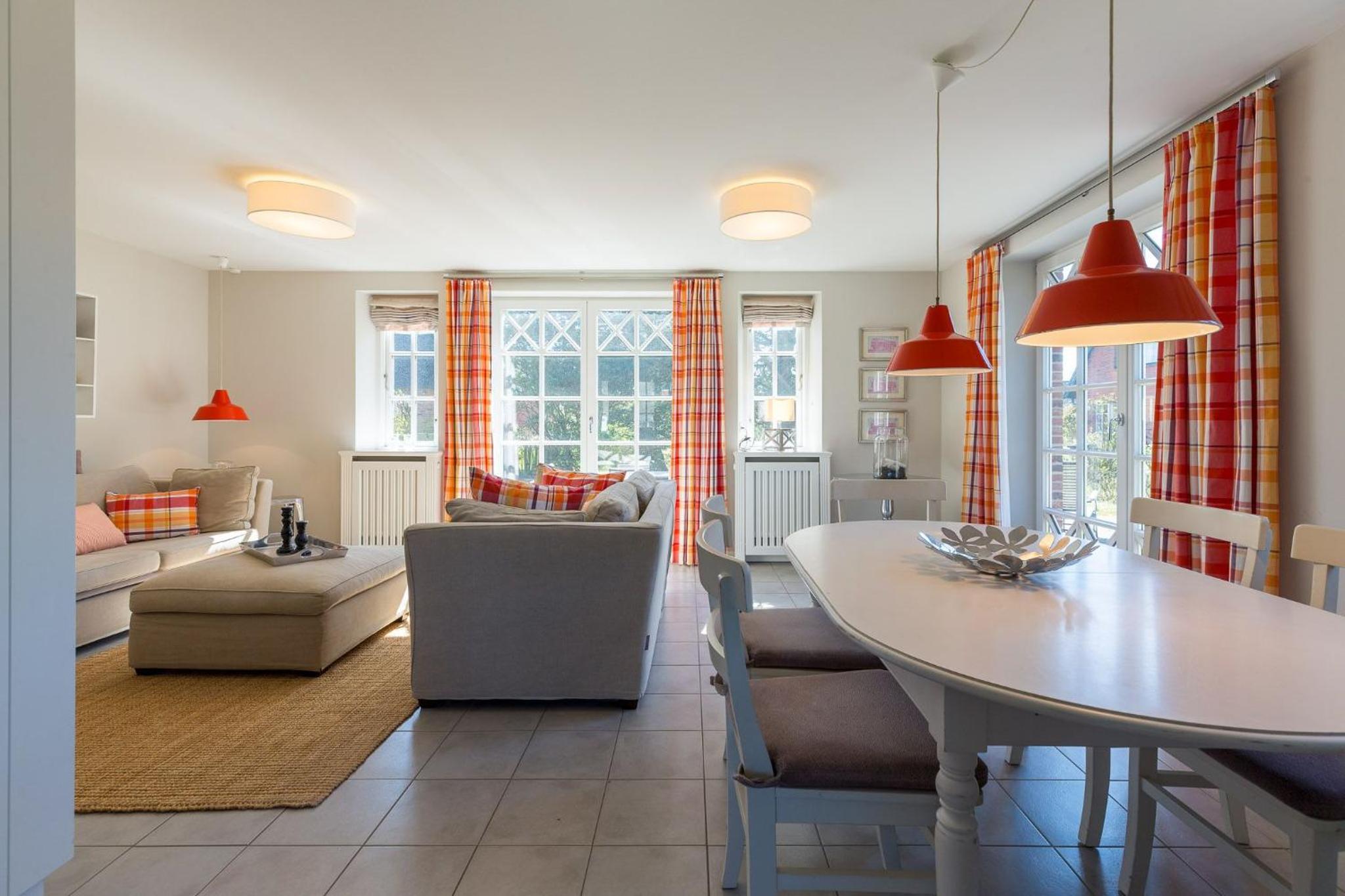 Two-Bedroom House photo 2