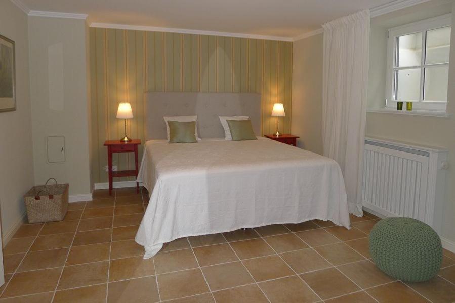 Two-Bedroom House photo 2