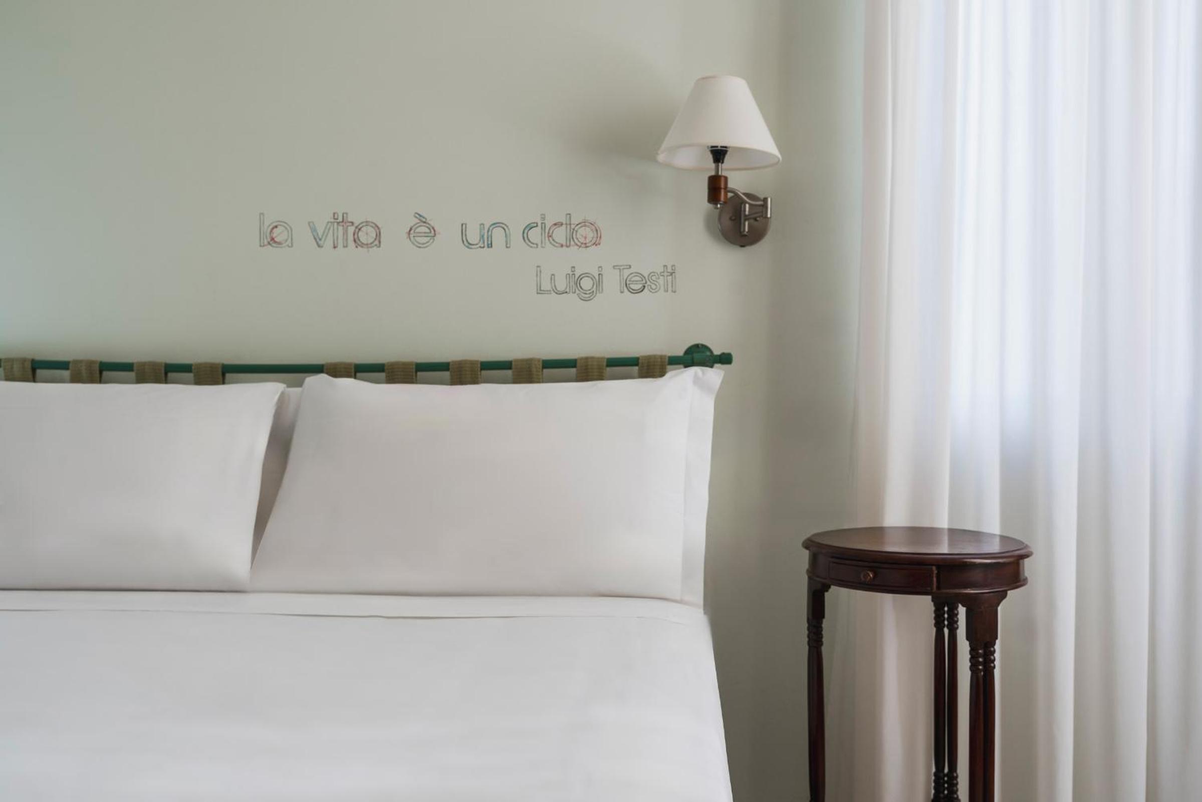 Standard Double Room - Photo 2