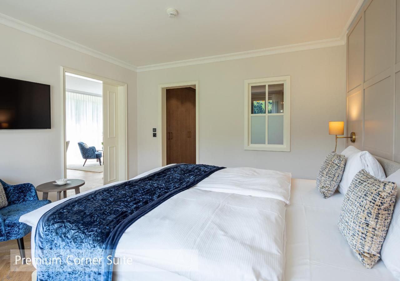 Premium Corner Suite - Photo 4
