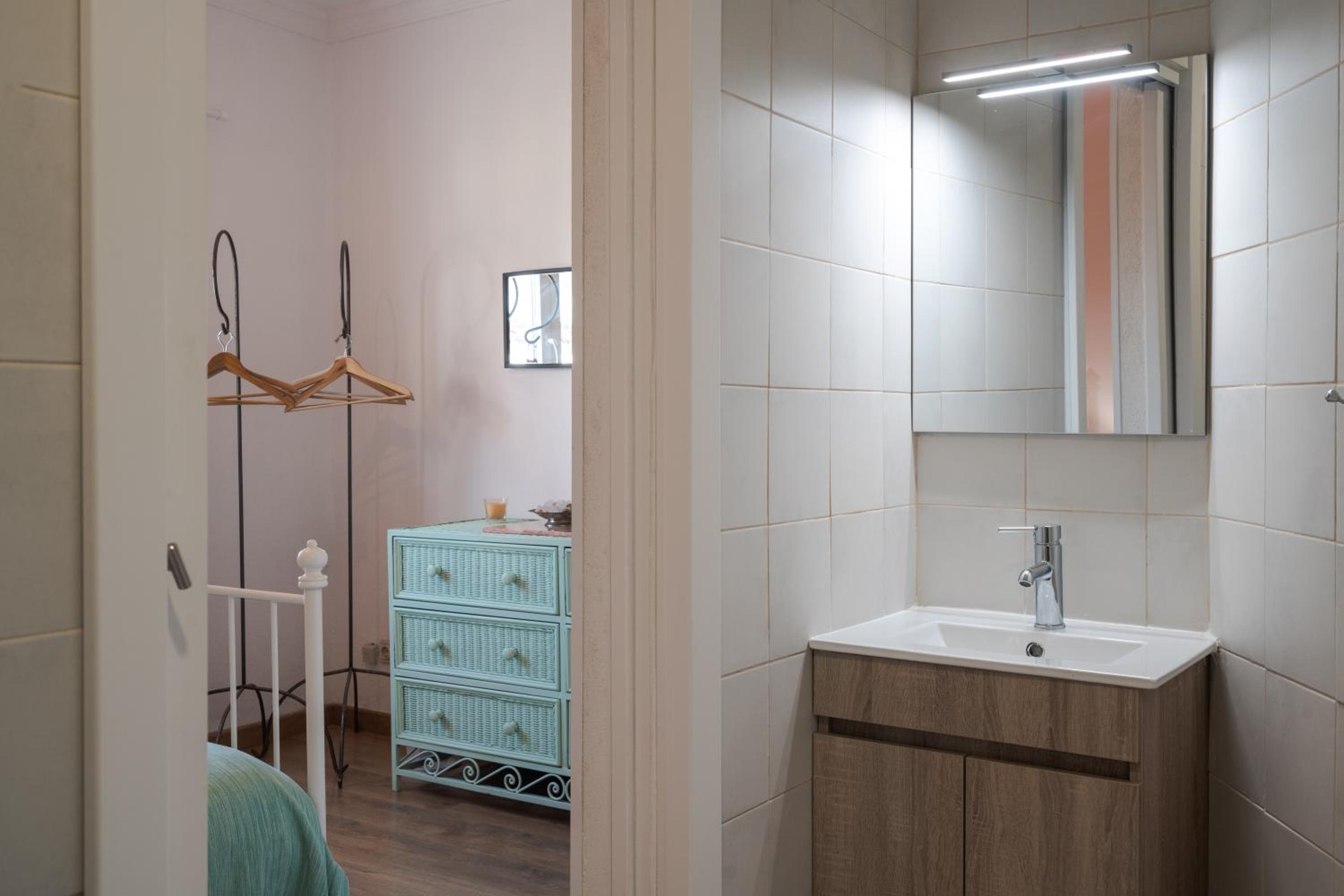 Double Room With Private Bathroom photo 3