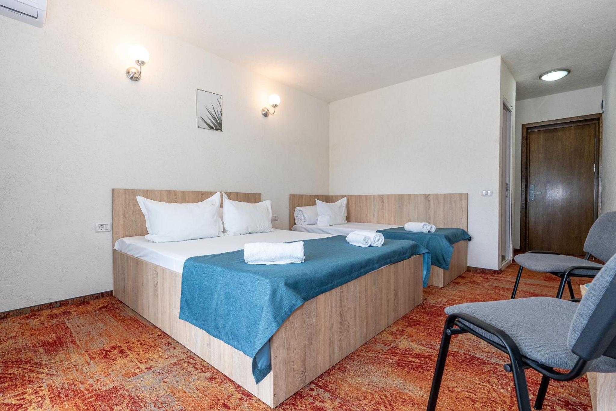Triple room without balcony ground floor Hotel Irina