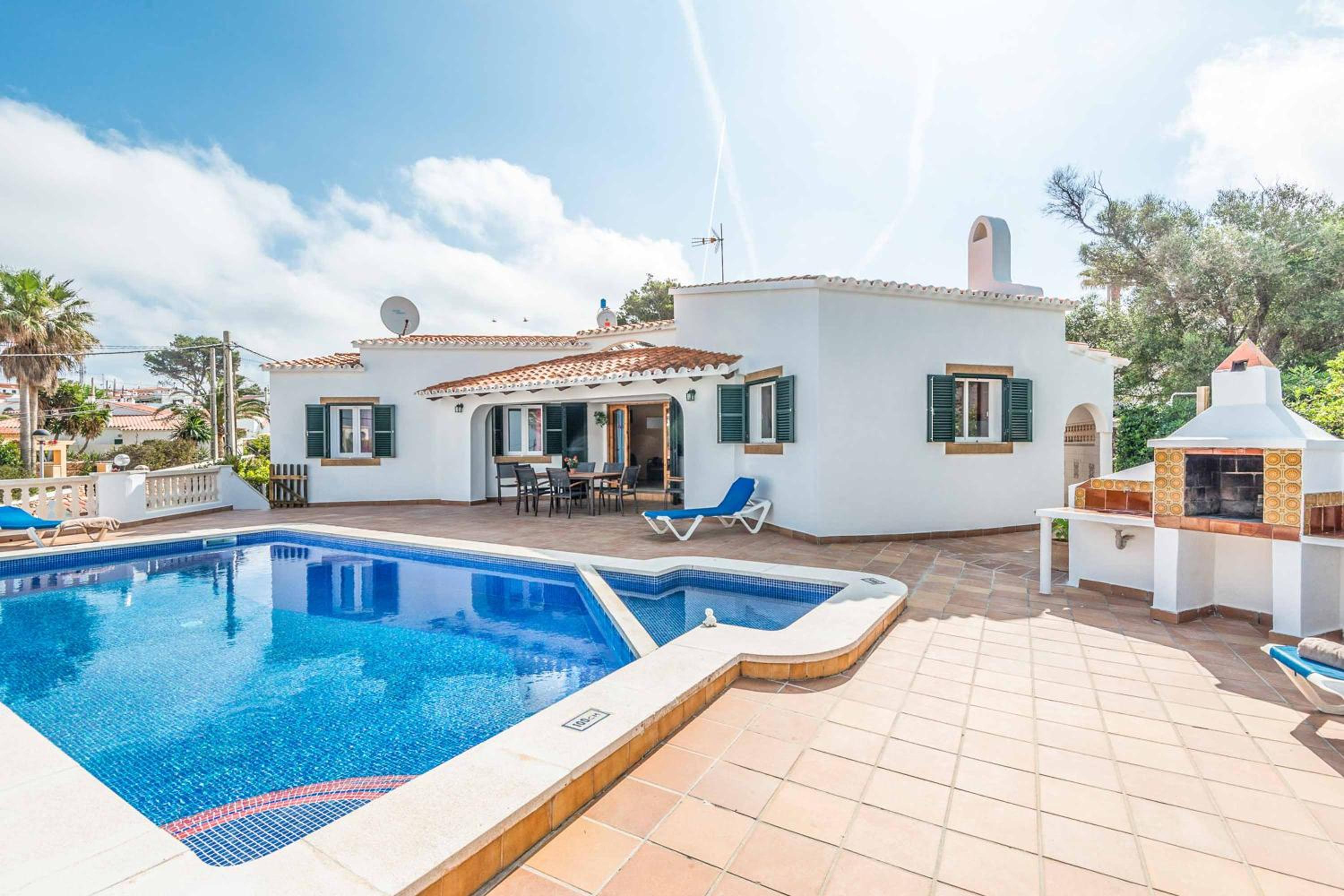 Villa de Cuatro Habitaciones