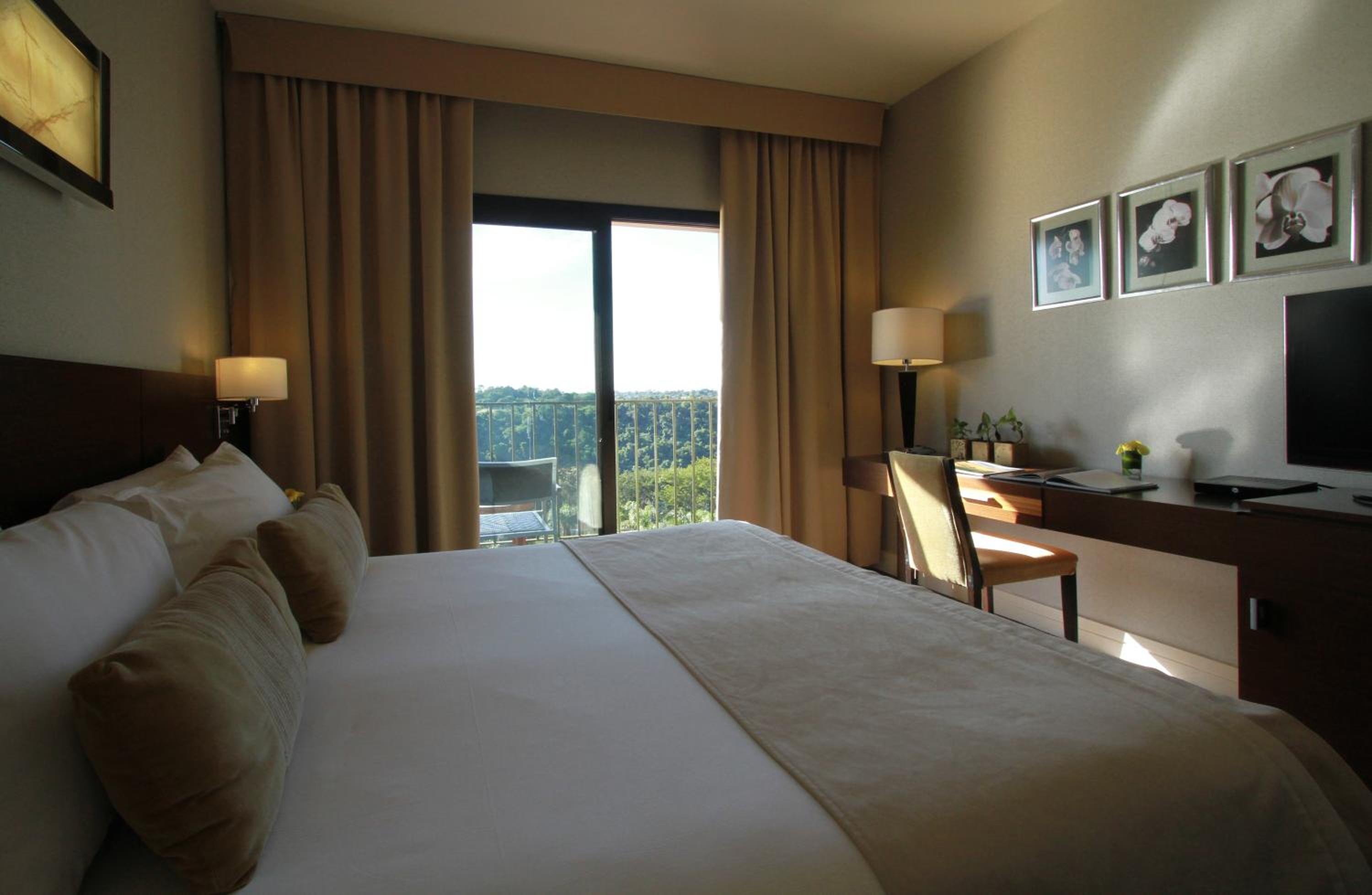 Double Room with Balcony and River View photo 2