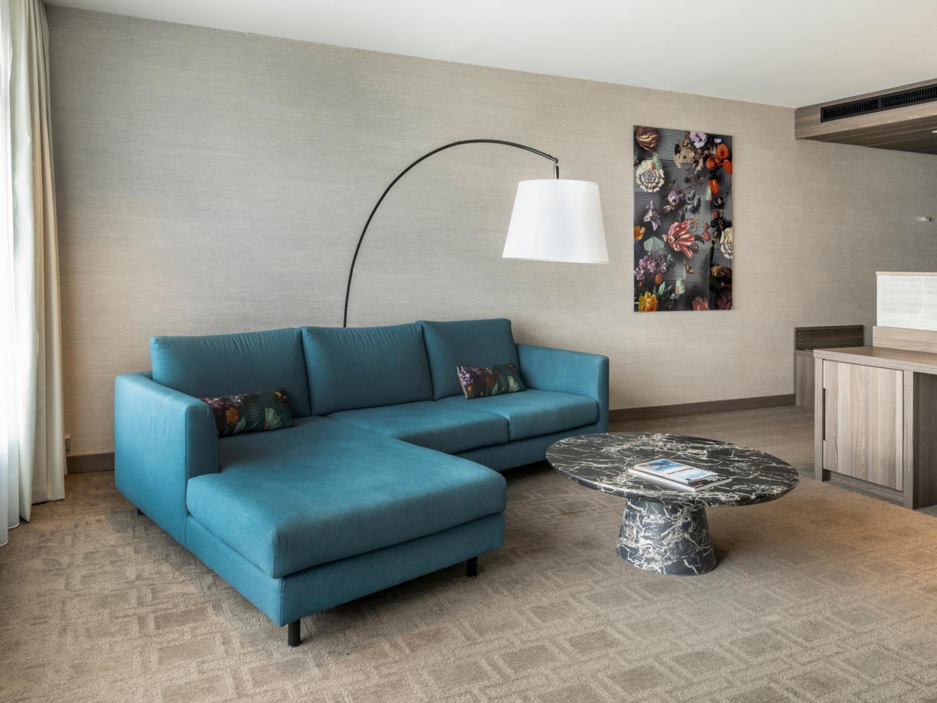 Business Suite photo 3