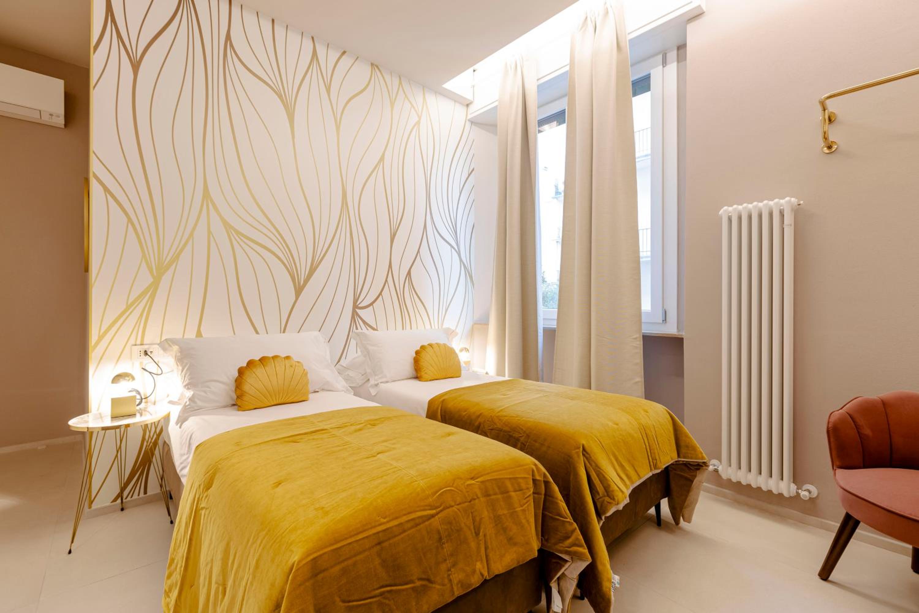 Deluxe Quadruple Room